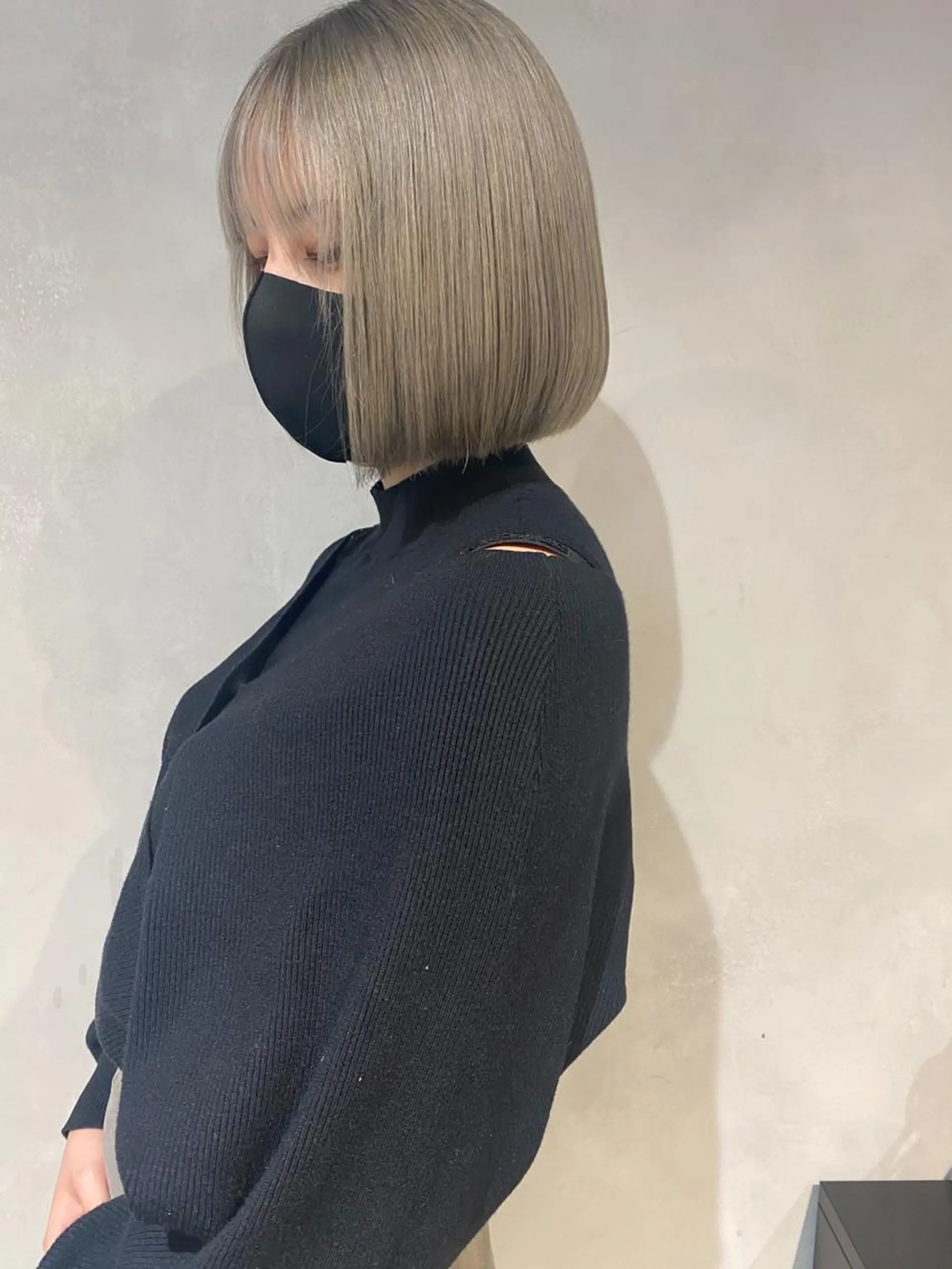 ショート カラー ヘアアレンジ グレージュ カット ヘアカラー トリートメント #ブリーチカラー Akihoのヘアスタイル