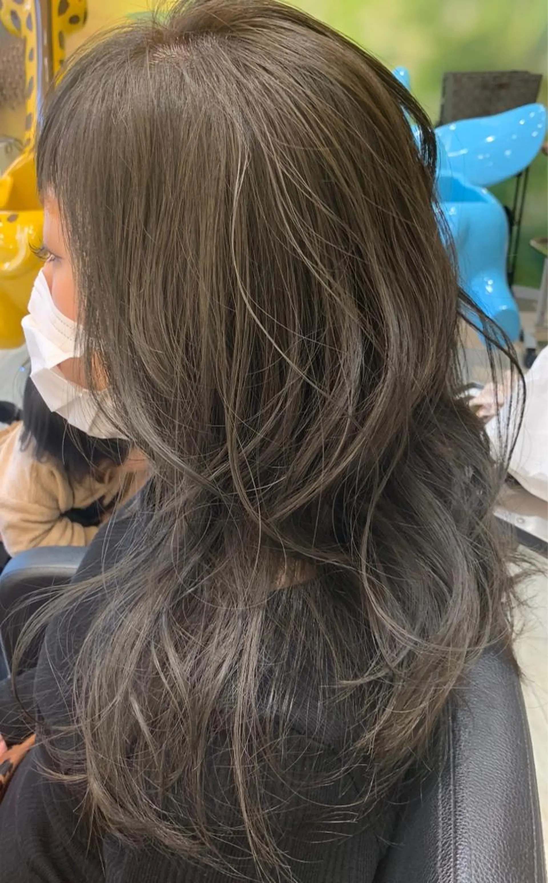 ミディアム カラー メンズパーマレイヤー 西山賢志のヘアスタイル