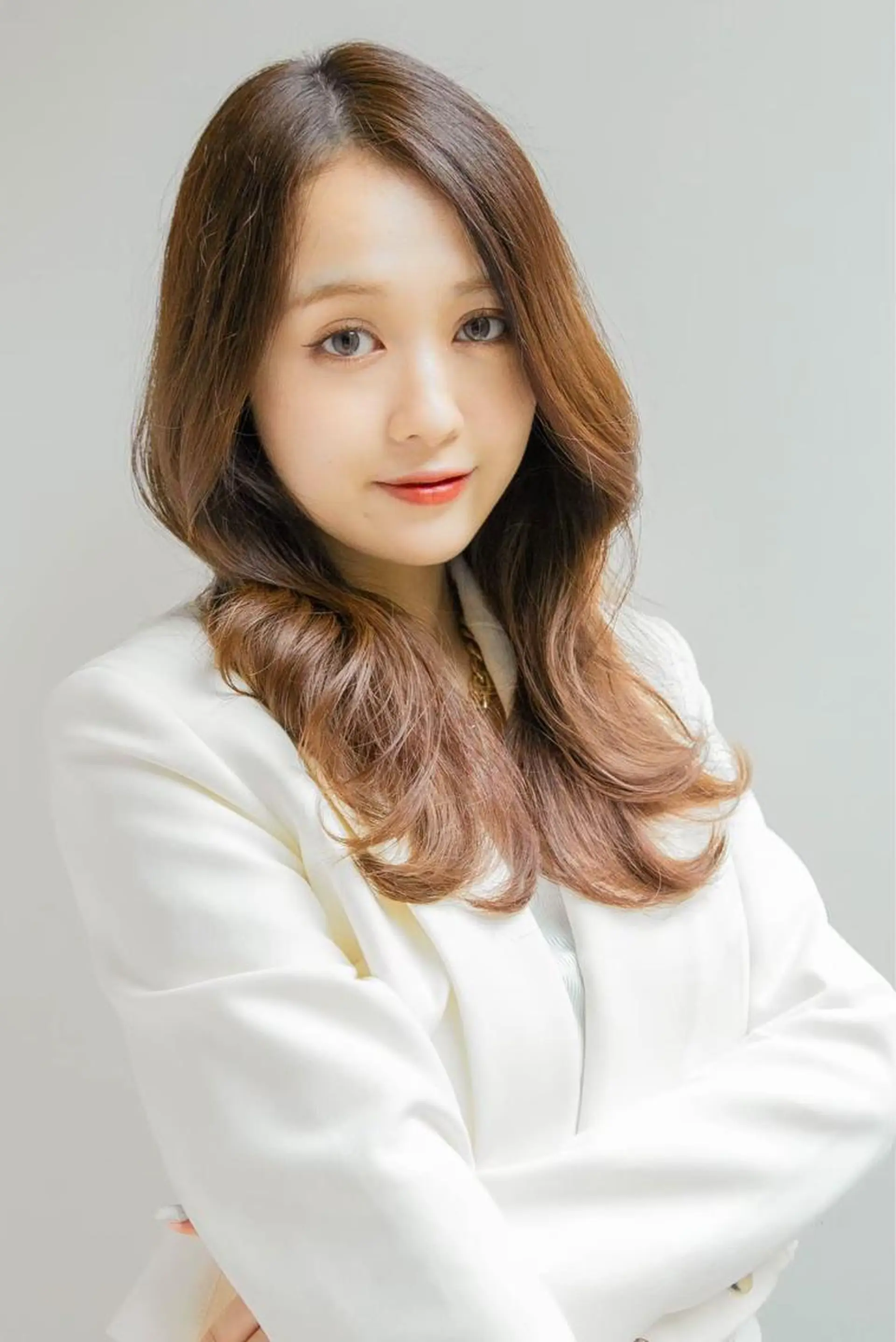 ロング カット ヘアカラー トリートメント レイヤーカット /透明感カラー西田のヘアスタイル