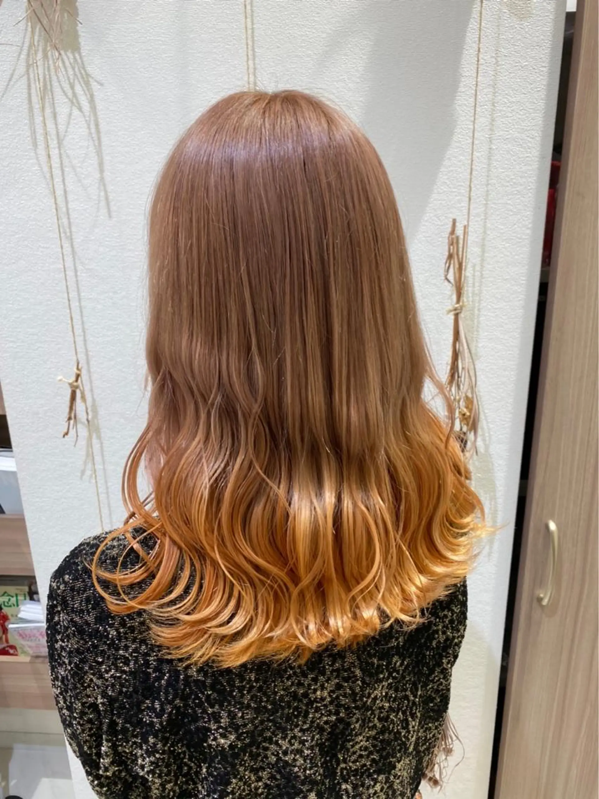 ロング カラー ヘアアレンジ 小白井 由美のヘアスタイル