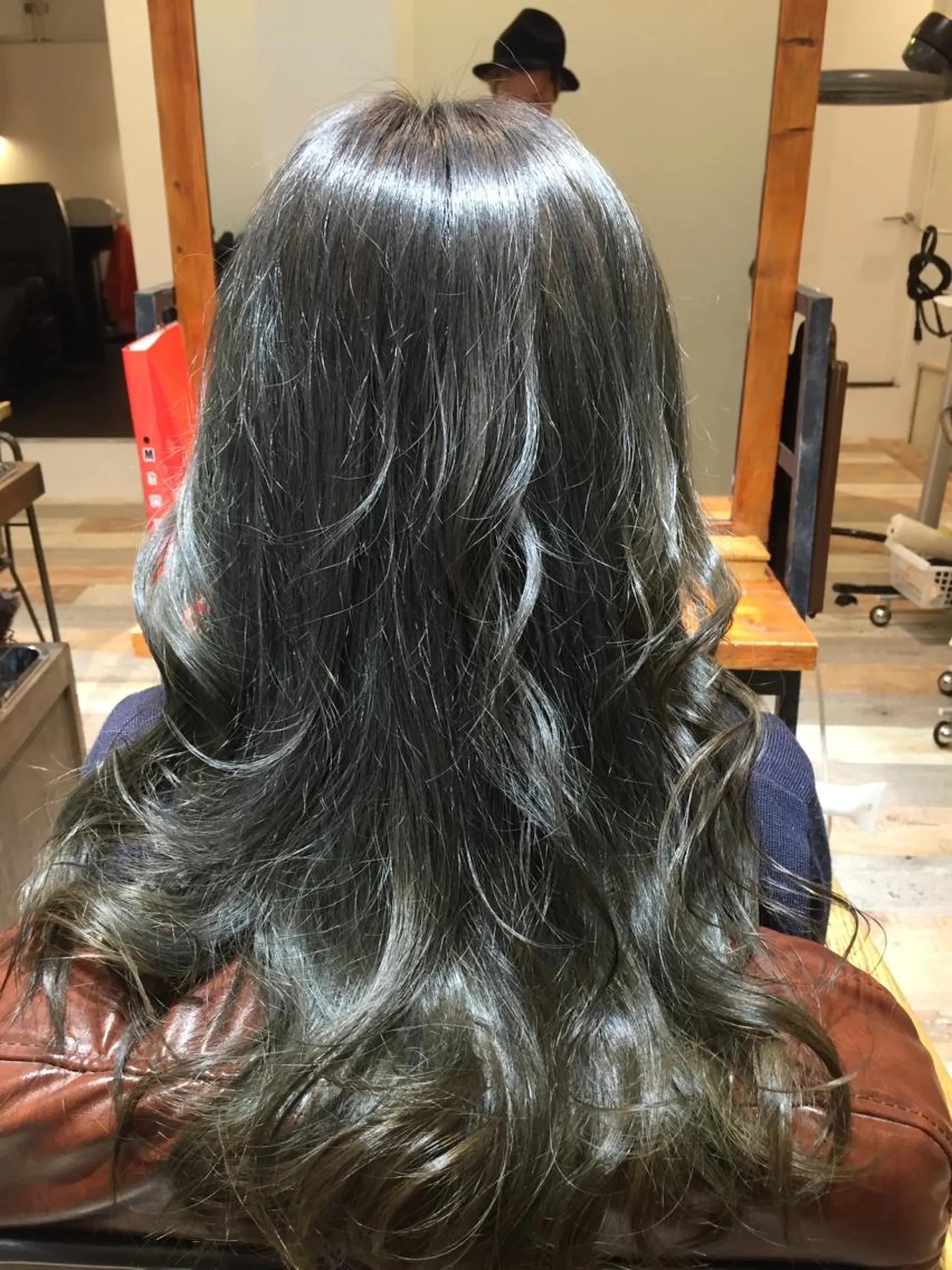 セミロング ロング カラー シールエクステ⭐️ オオミタクヤのヘアスタイル