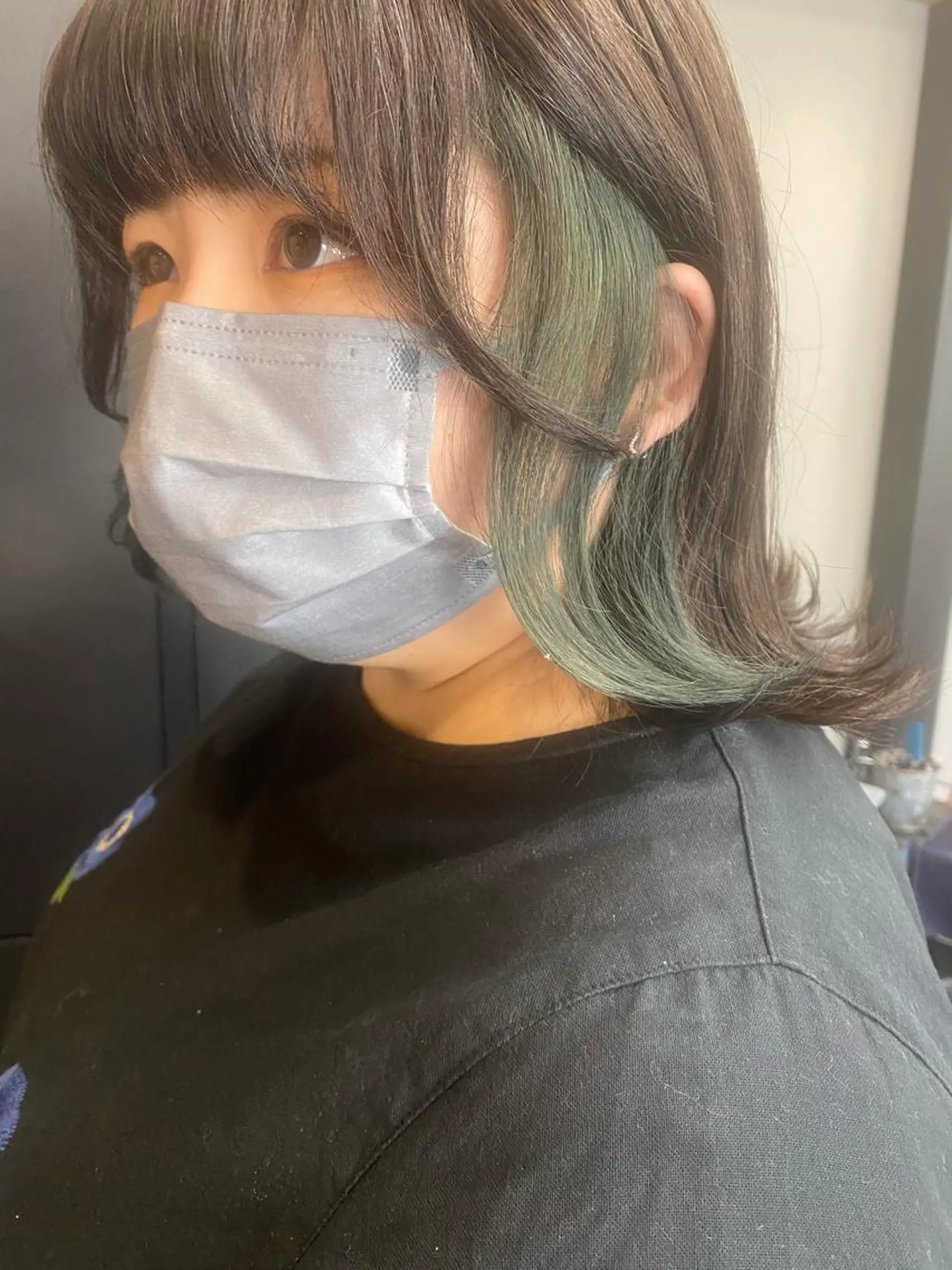 ミディアム maco 艶感ハイトーン🦋のヘアスタイル