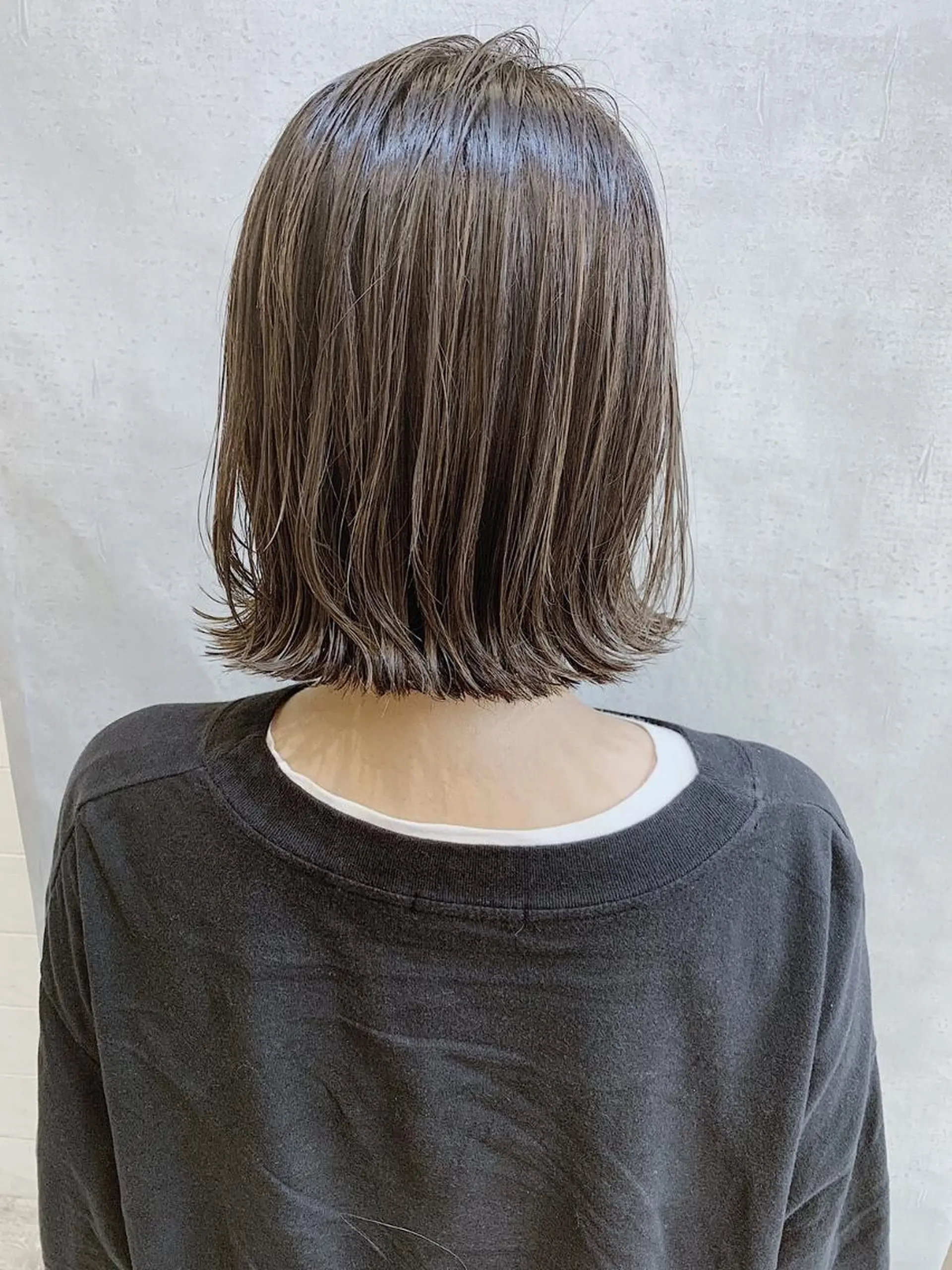 ショート カラー MOU namba ムウナンバのヘアスタイル