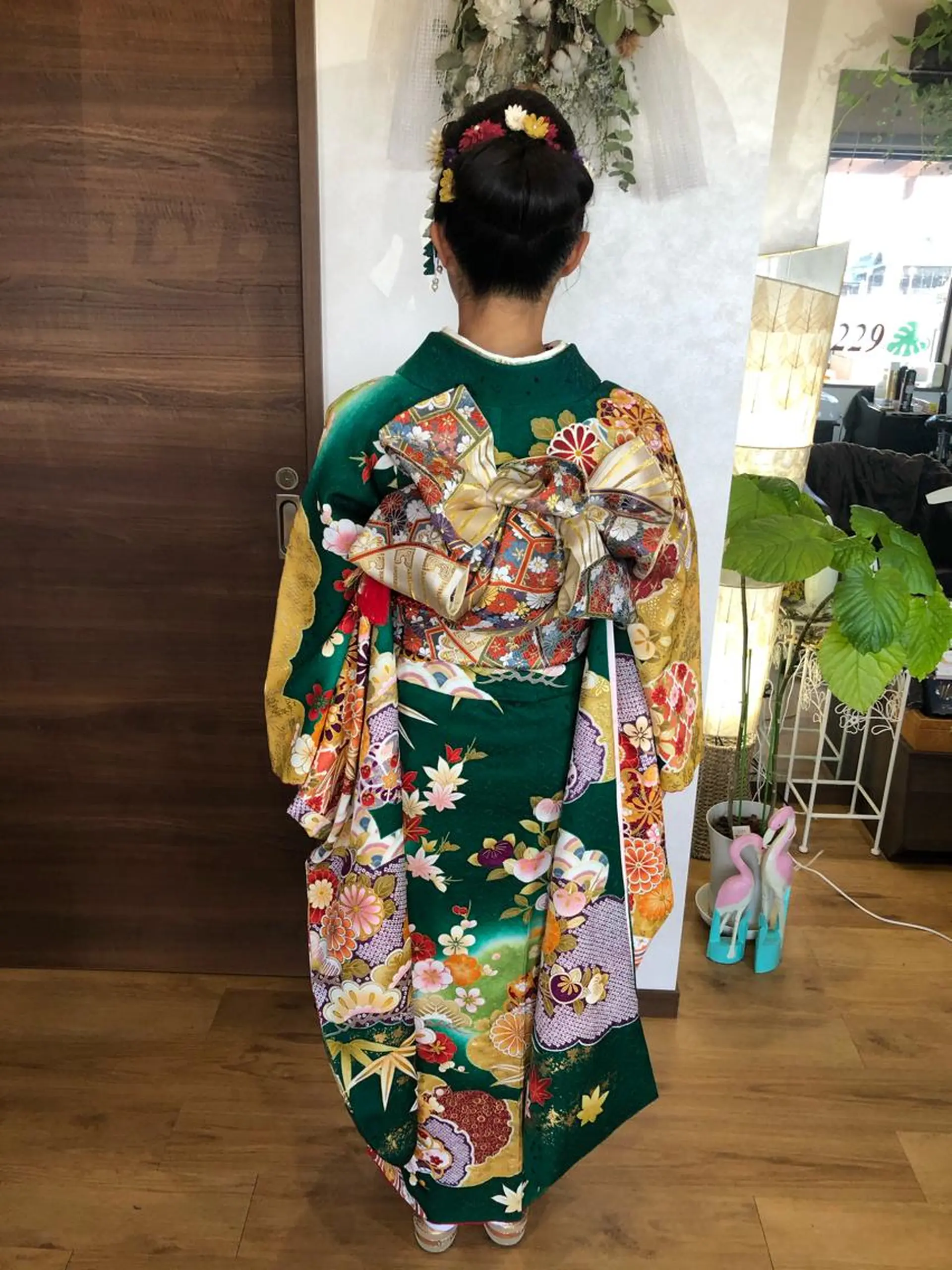 セミロング ヘアアレンジ 成人式 田中 佐枝子のヘアスタイル