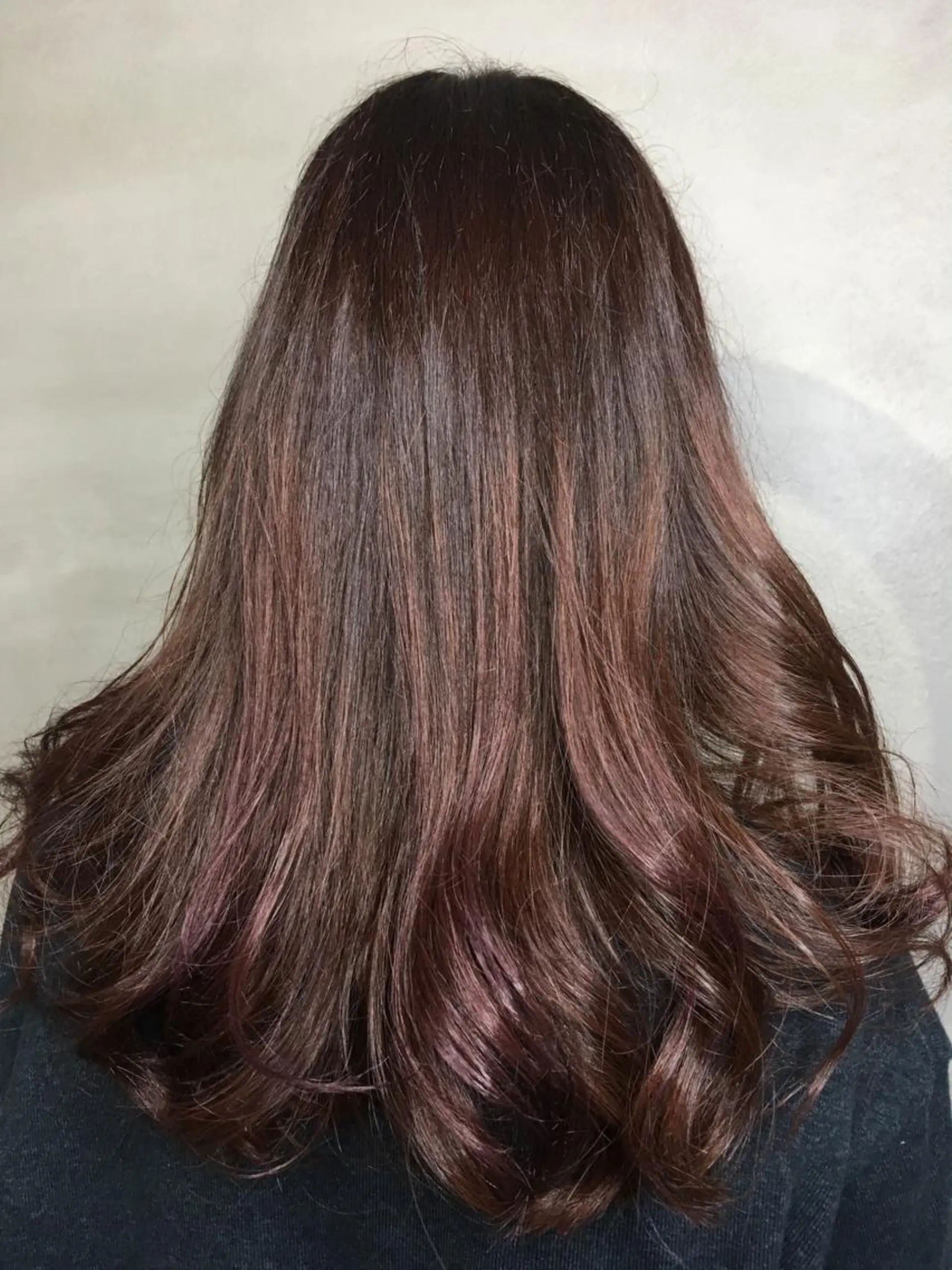 ロング カラー グラデーションカラー ラベンダーカラー ラベンダーピンク ピンクカラー くまがい みゆ【edge.】のヘアスタイル