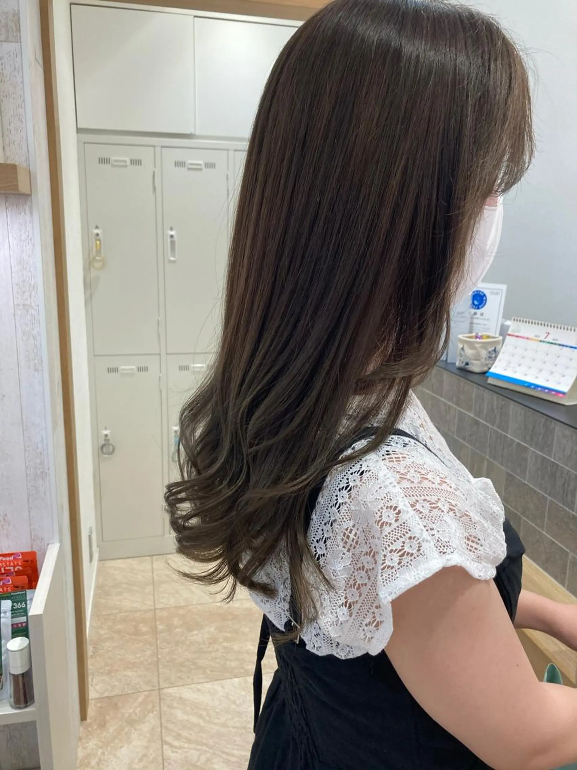 セミロング カット cyan SANAMIのヘアスタイル