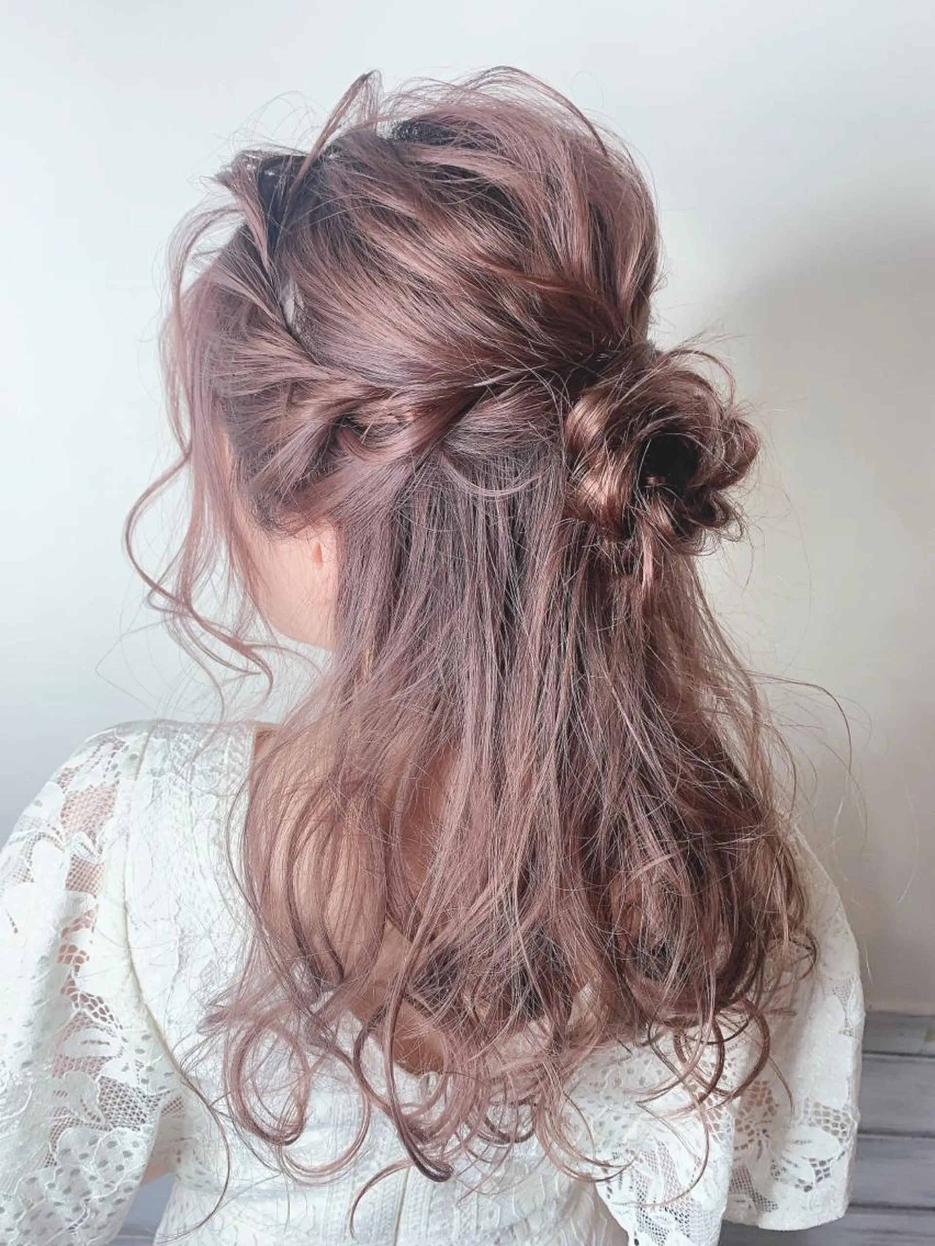 セミロング カラー ヘアアレンジ 櫛部洸貴/ 頭皮改善、髪質改善のヘアスタイル