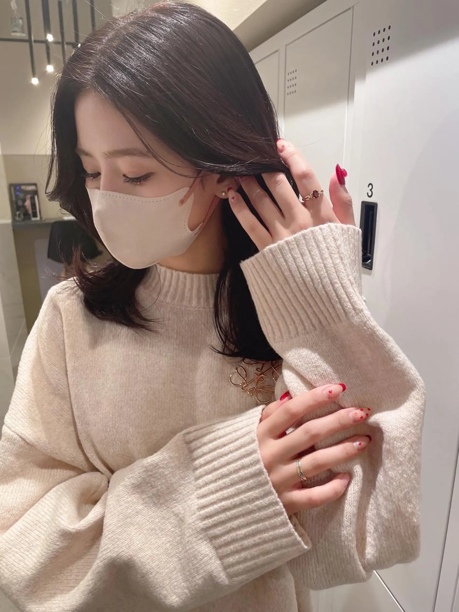 ミディアム くびれヘア 石山 洸平のヘアスタイル