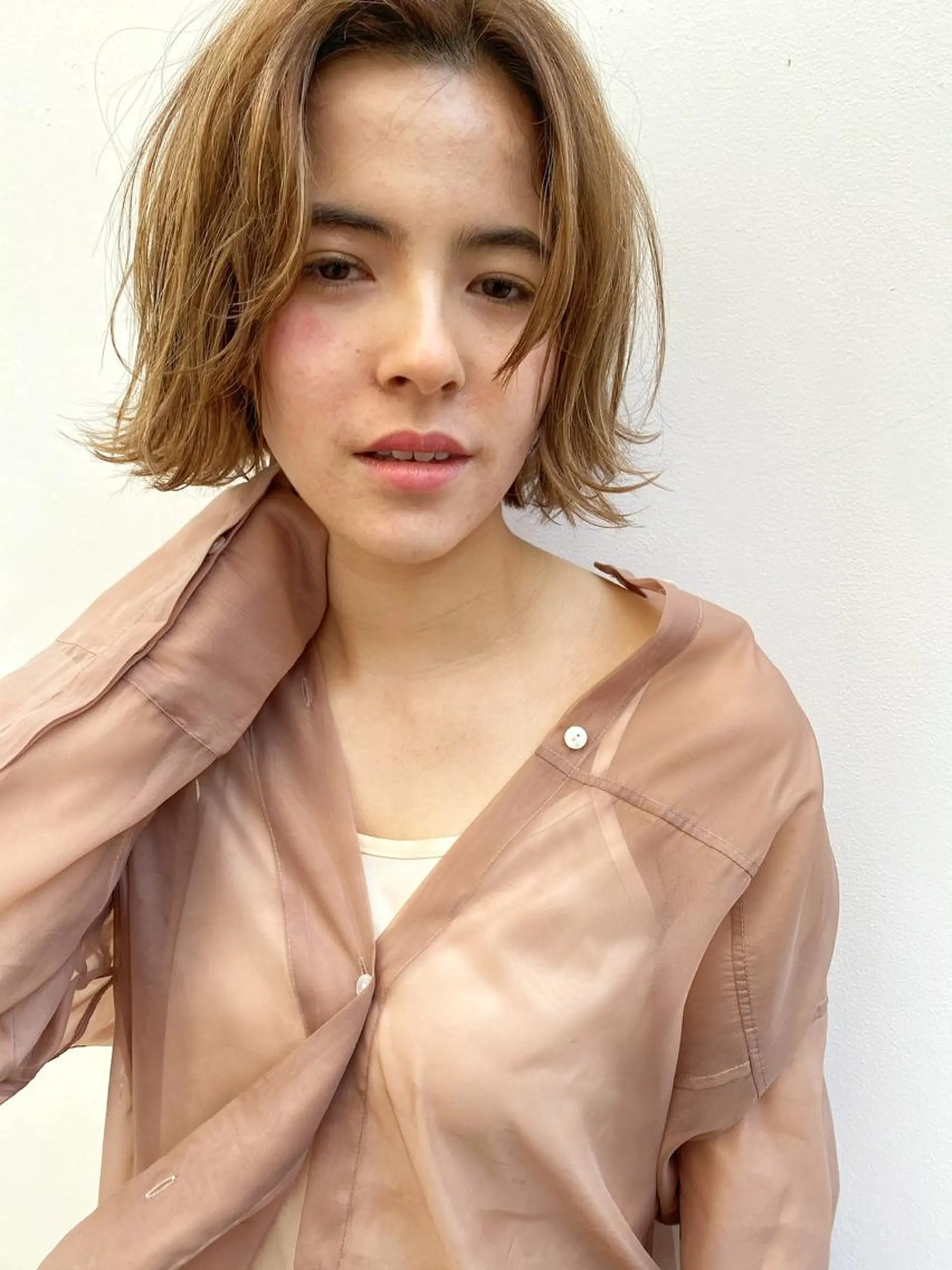 ミディアム カラー ブリーチ 透明感カラー ブリーチなしカラー カット ヘアカラー トリートメント 🉐メンズヘア特化 men's/ケンイチのヘアスタイル