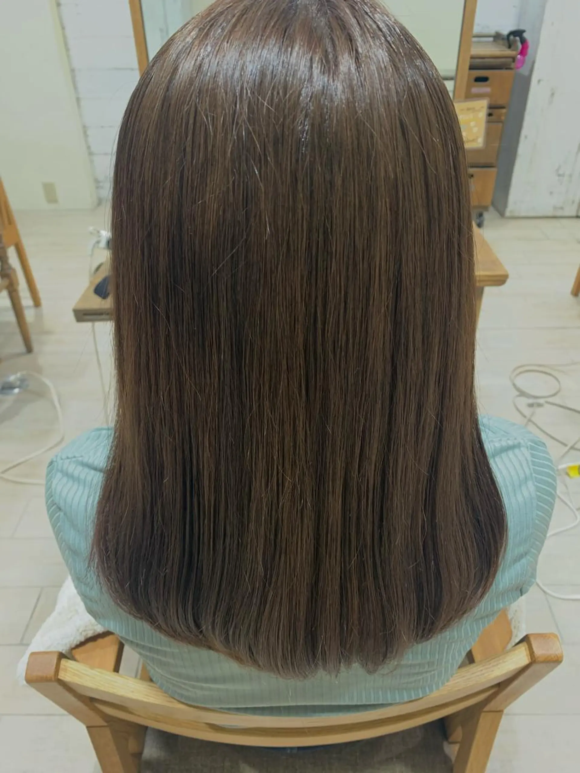 ロング 勝野 優佳のヘアスタイル