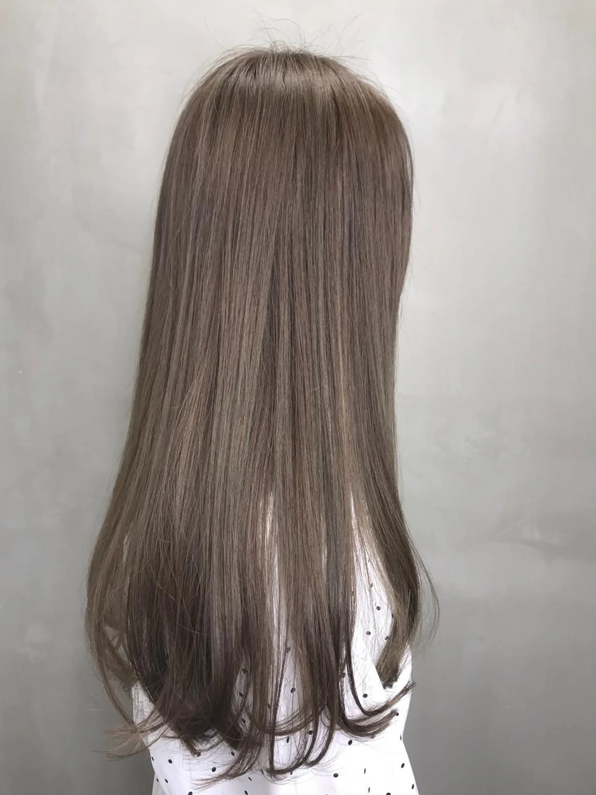 ロング カラー イルミナカラー 【透明感、艶髪】西村 有司のヘアスタイル