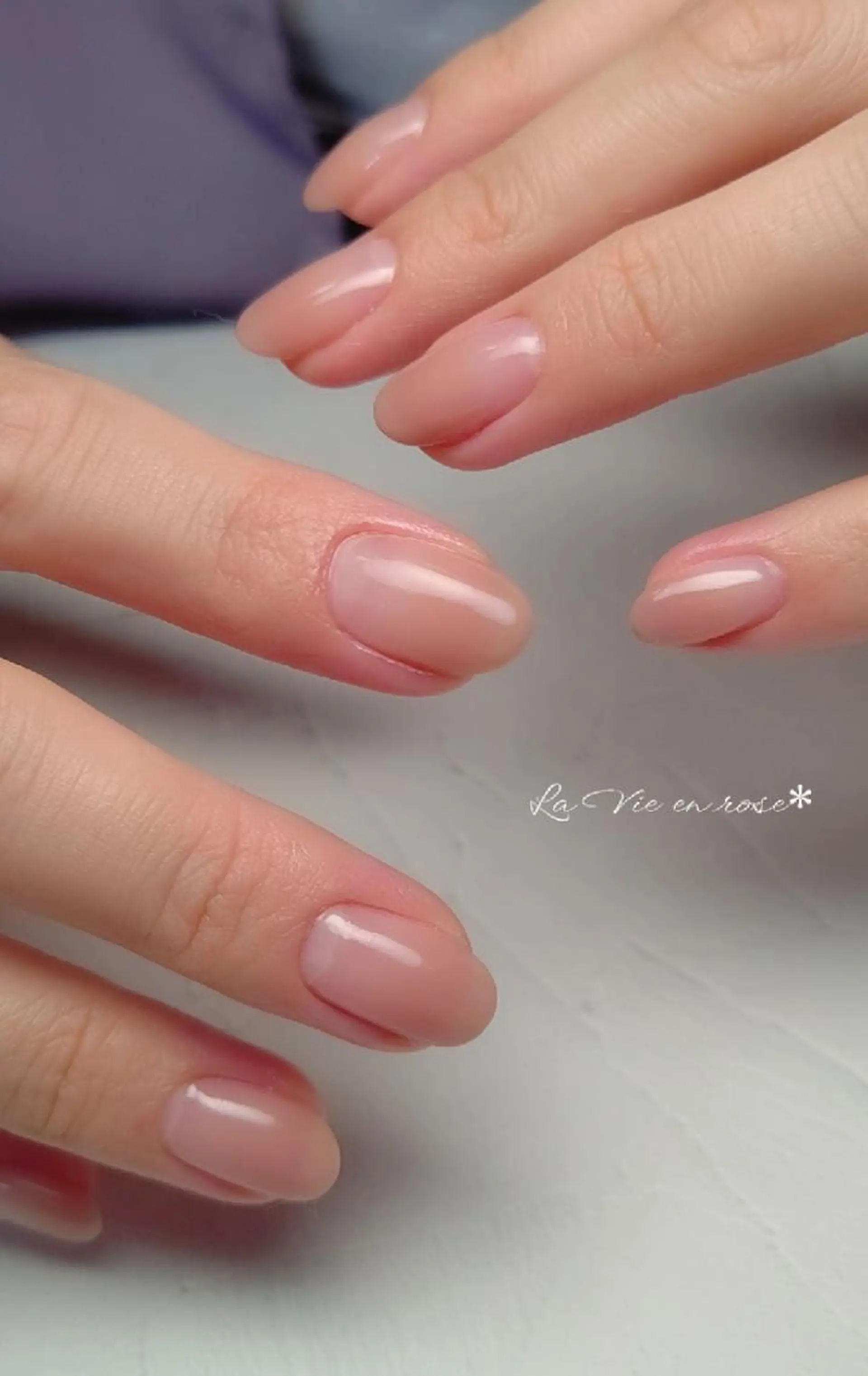 ネイル グラデーション ラヴィアン ローズのネイルデザイン