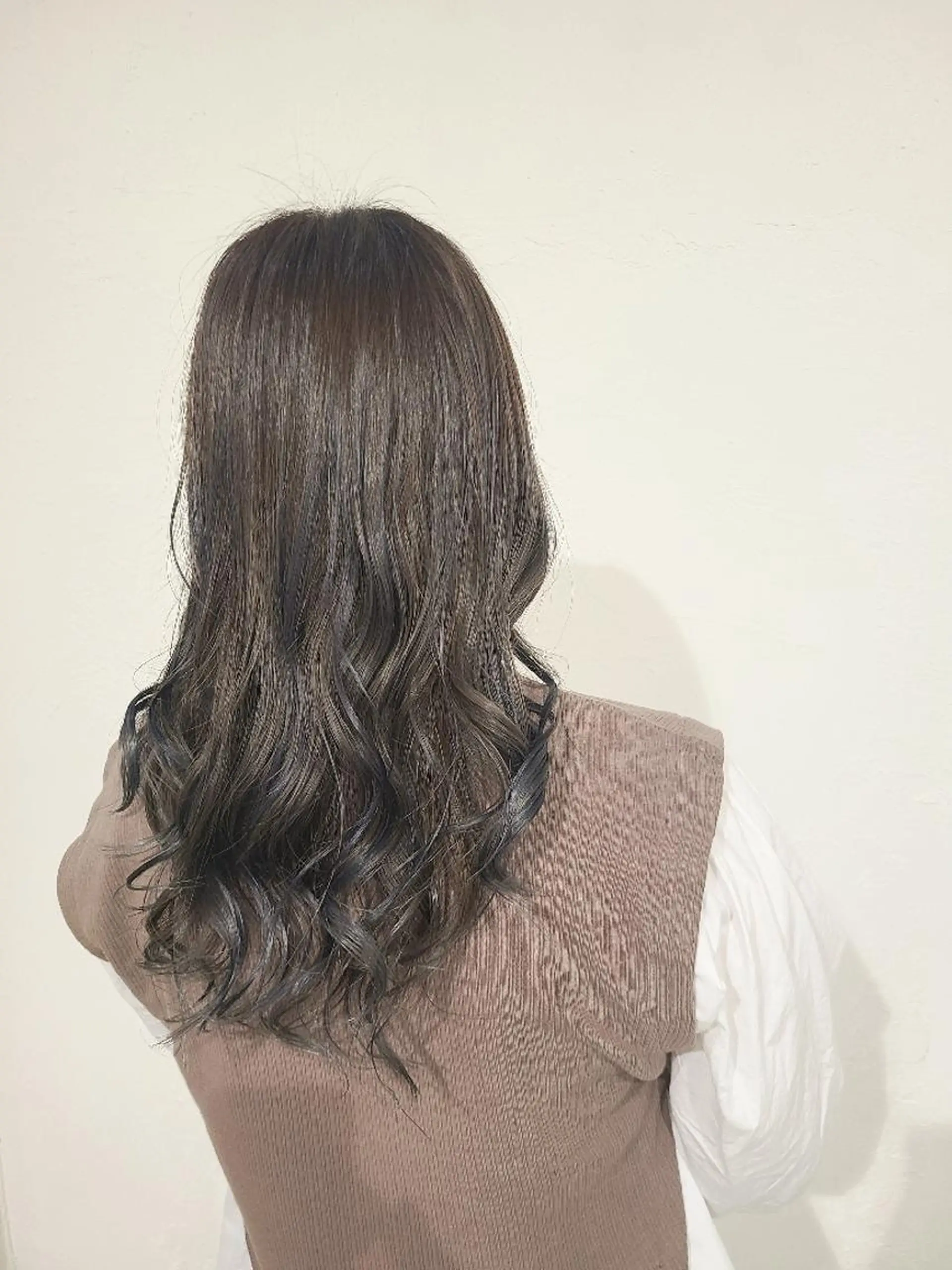 セミロング SFIDA あいりのヘアスタイル
