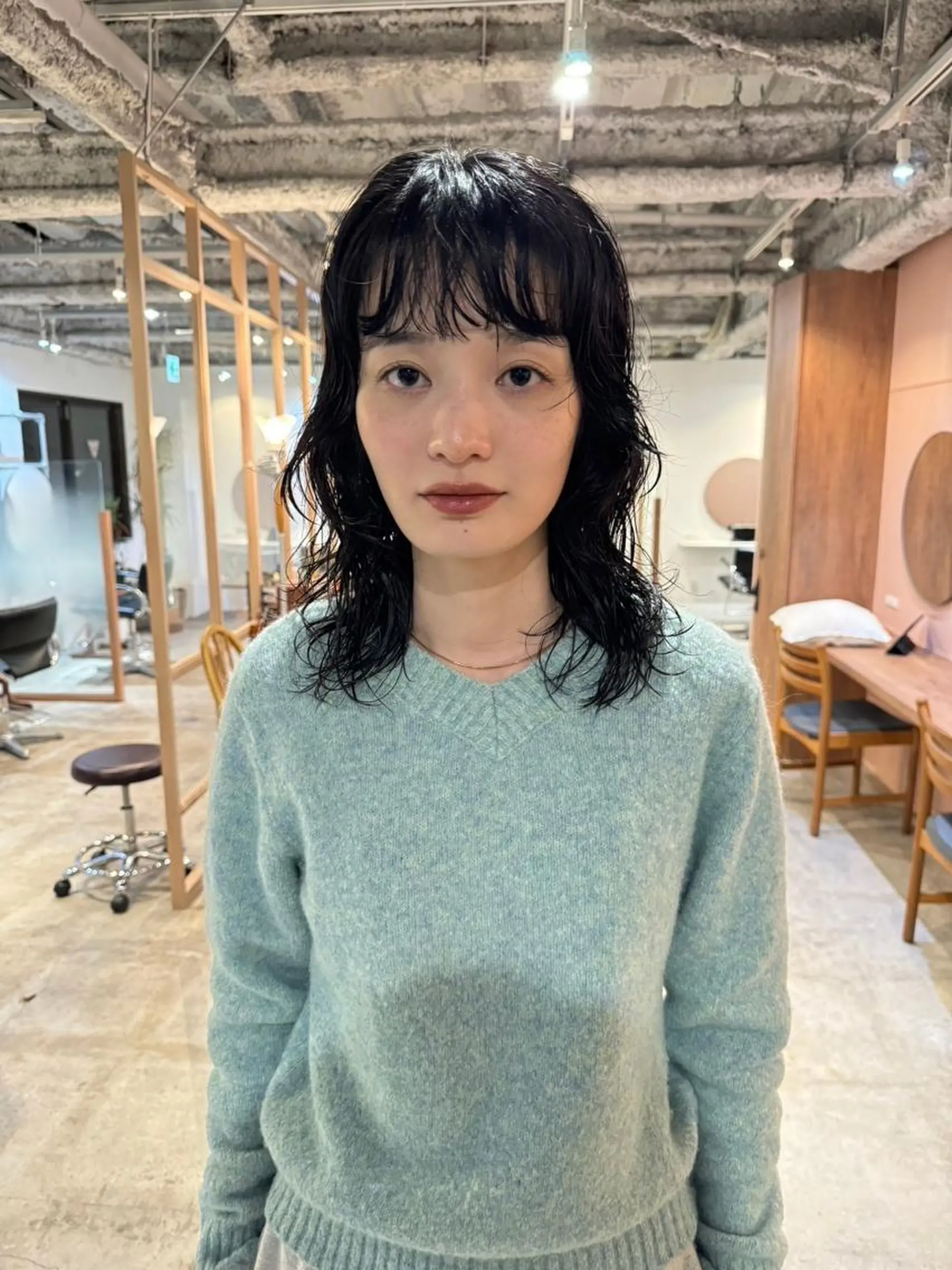 ミディアム パーマ カラー ショートボブ ミディアムパーマ アディクシーカラー ブリーチ ケアブリーチ カット ヘアカラー トリートメント CEINE OURのヘアスタイル