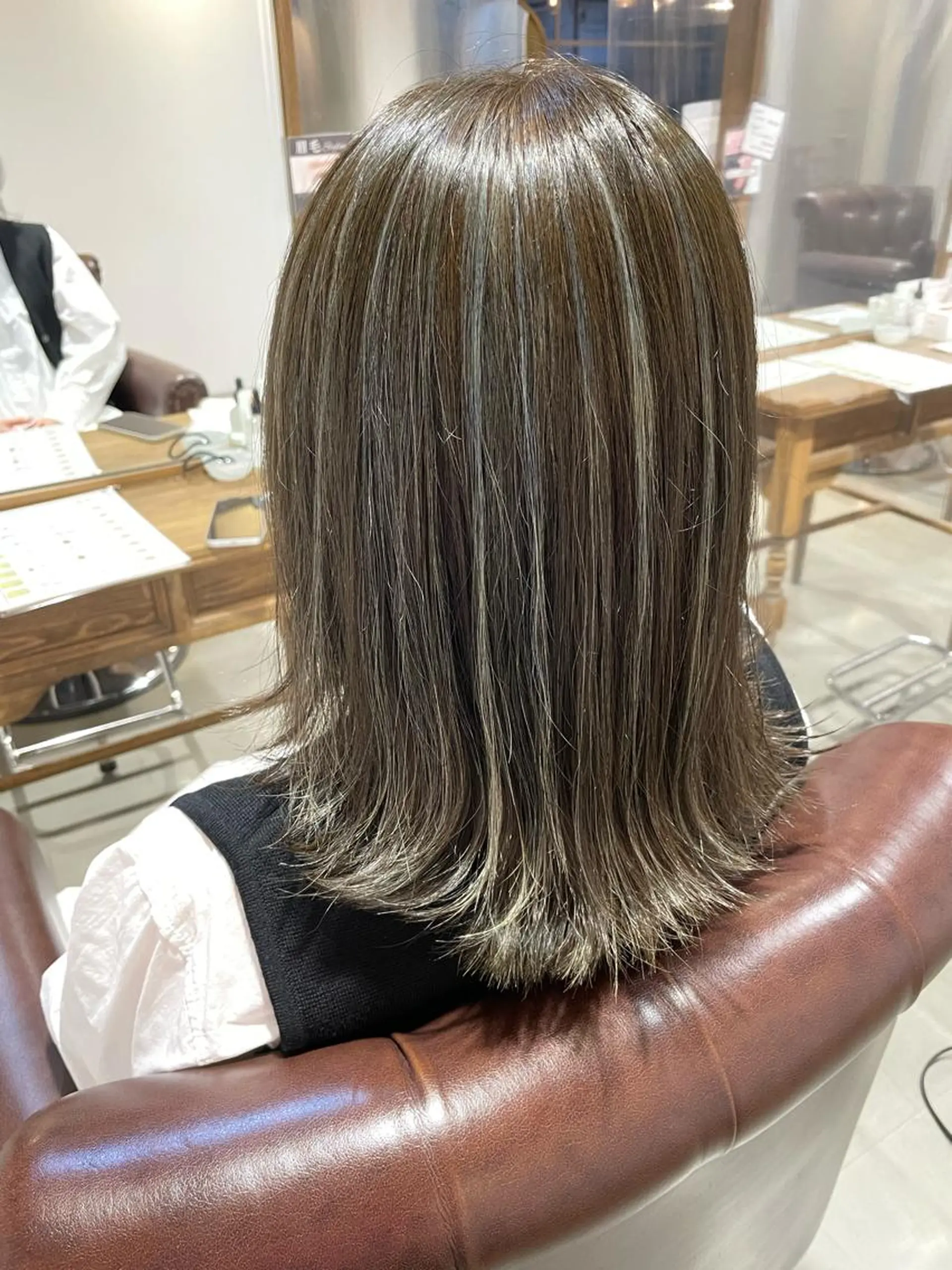 ミディアム カラー パーマ ヘアアレンジ キッズ カット ヘアカラー トリートメント 韓国♡ハイライト ♡YURIのヘアスタイル