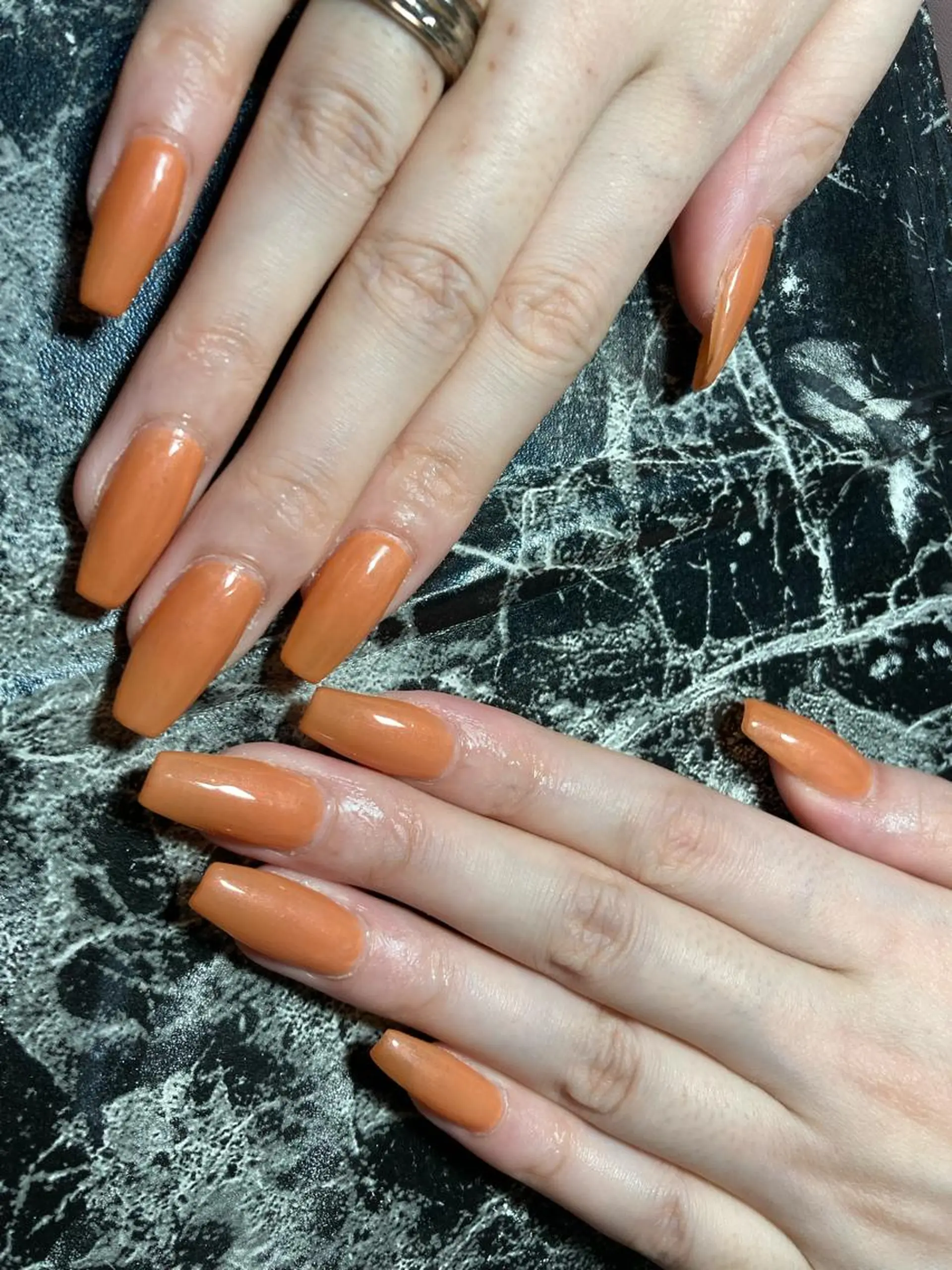 ミディアム ネイル ハンドネイル ✴︎ Delightのネイルデザイン