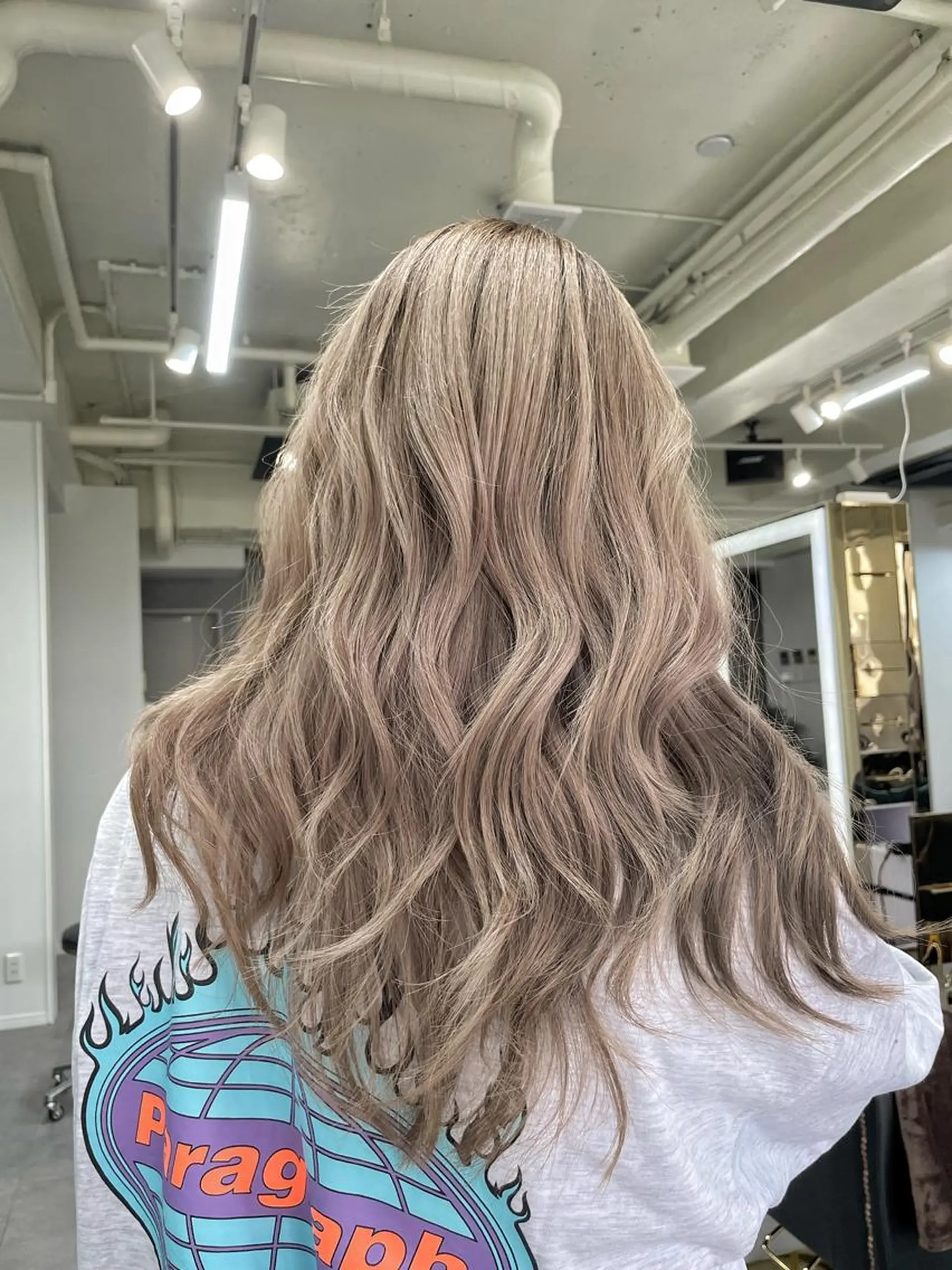 セミロング senjyu GINZA所属・バレイヤージュ/ハイ ライト/庄司鉄平のヘアスタイル