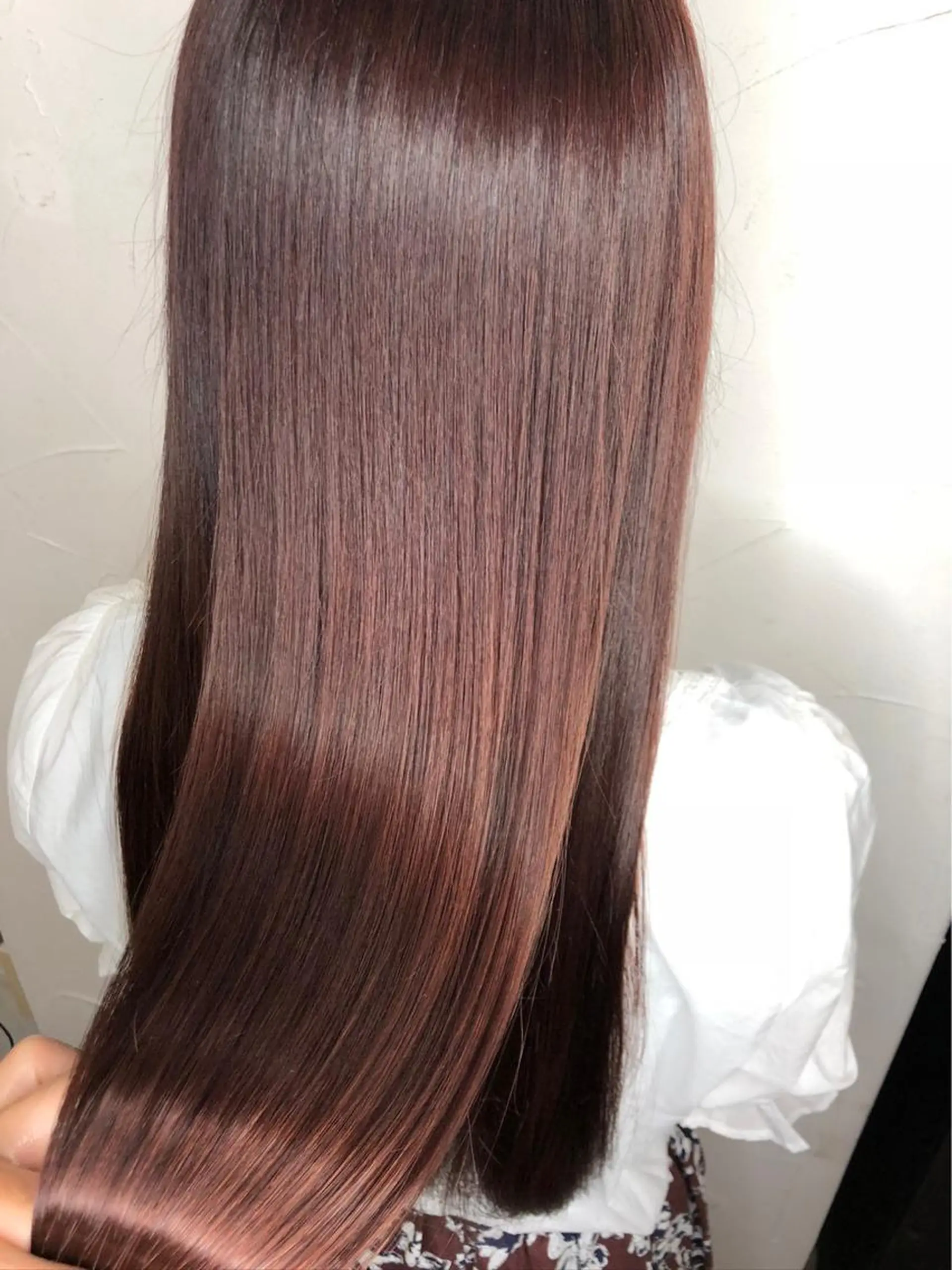 ロング 渡部凌我 小顔ウルフ ハイトーンカラーのヘアスタイル