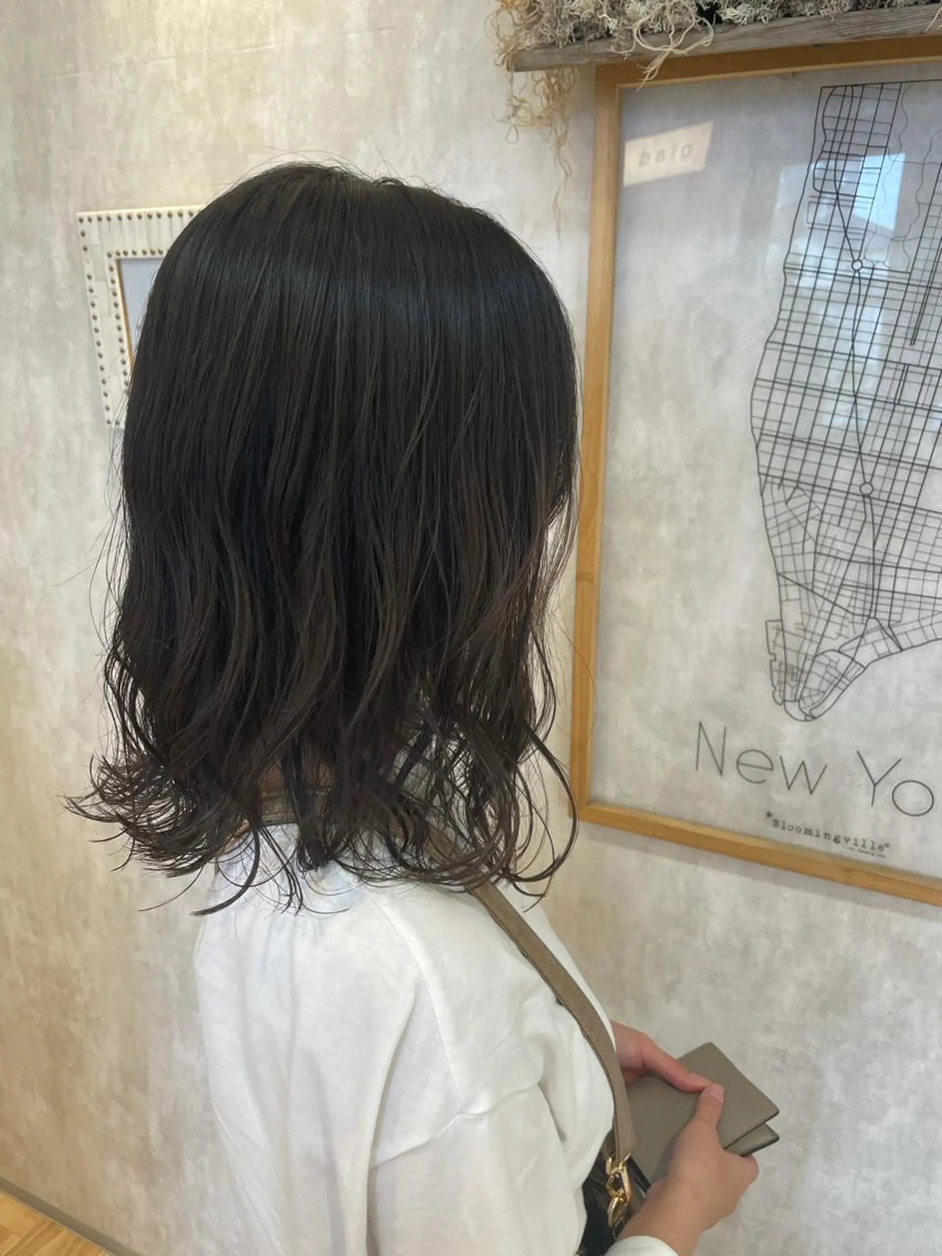 ミディアム カラー 渋谷 佐規のヘアスタイル