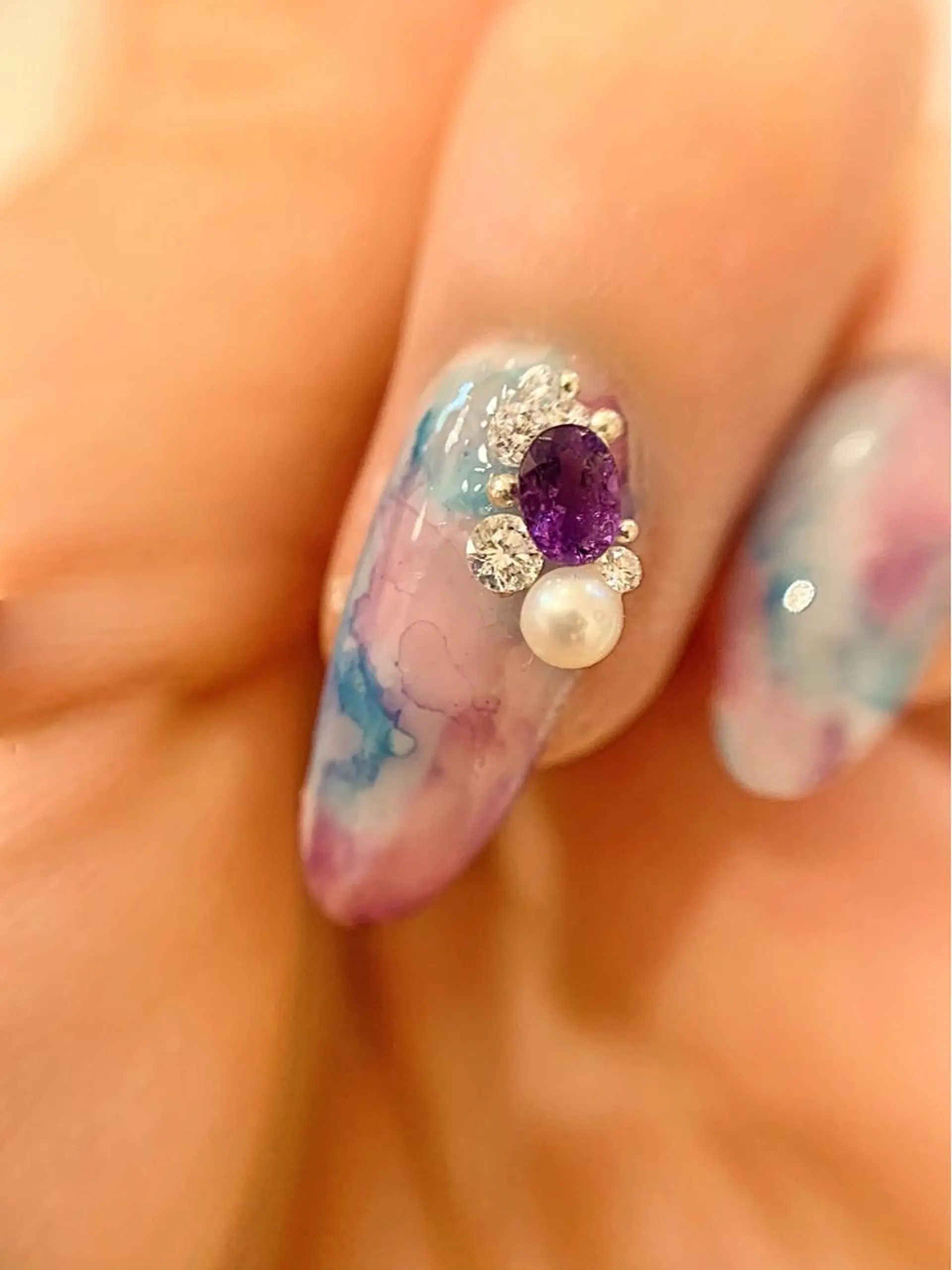 ネイル f'bloom  L’ecrinのネイルデザイン