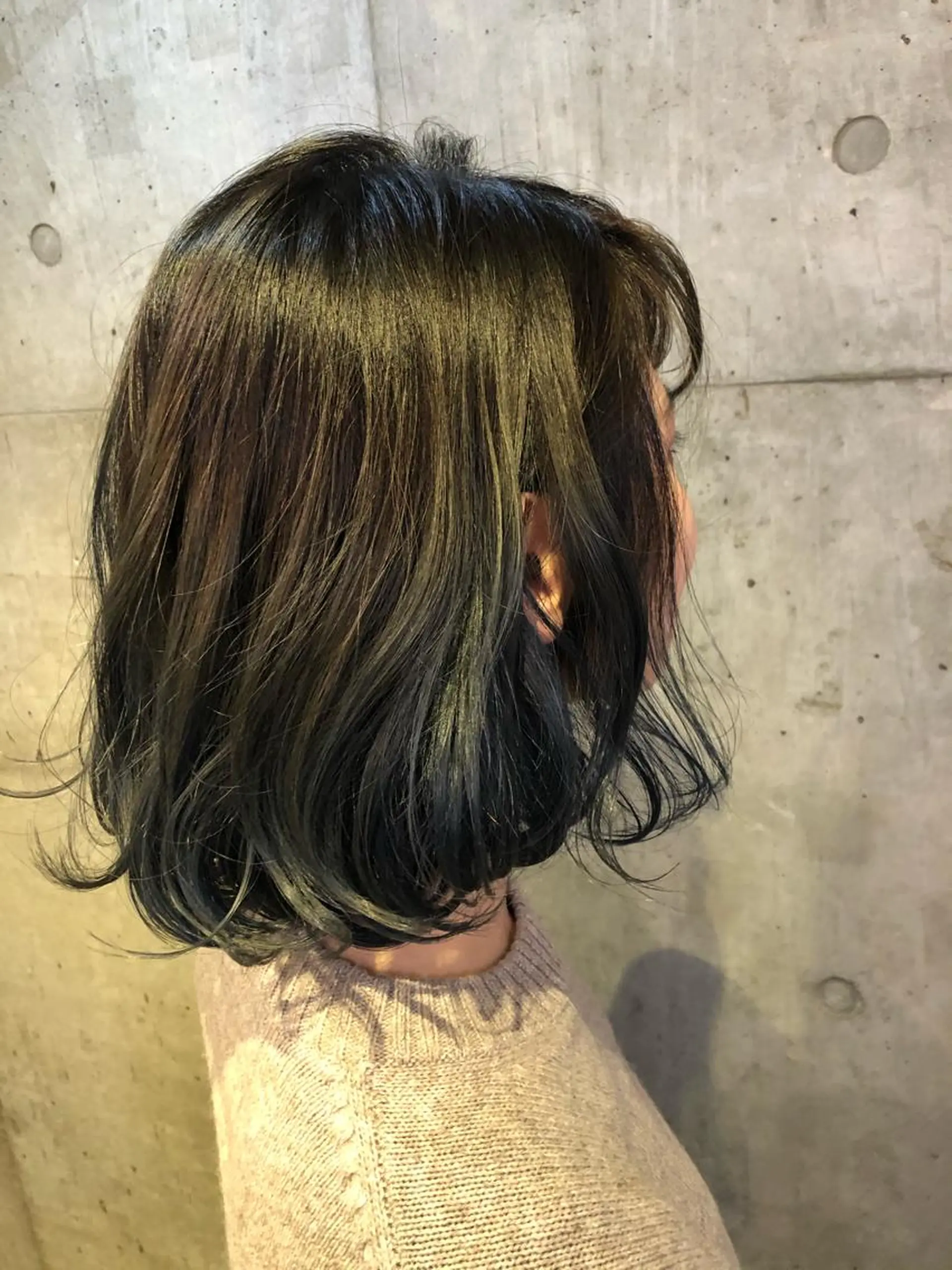 ミディアム カラー ✂︎岡根 京花✂︎のヘアスタイル