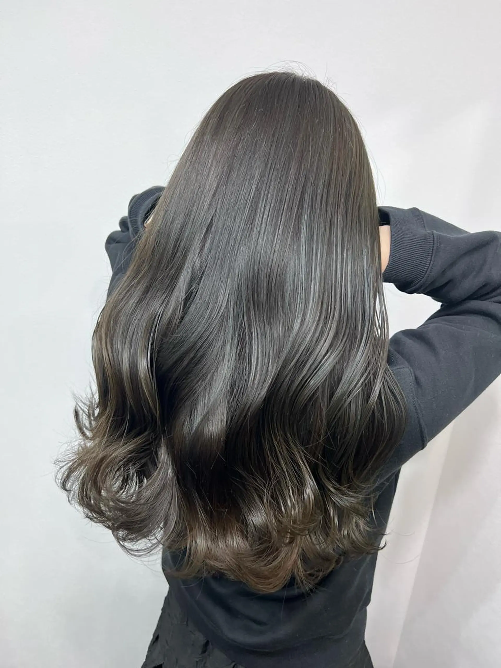 ロング カラー ブリーチ ケアブリーチ ダブルカラー グレージュ イルミナカラー ヘアカラー トリートメント 髪質改善と艶カラー 💎坂田 裕紀のヘアスタイル