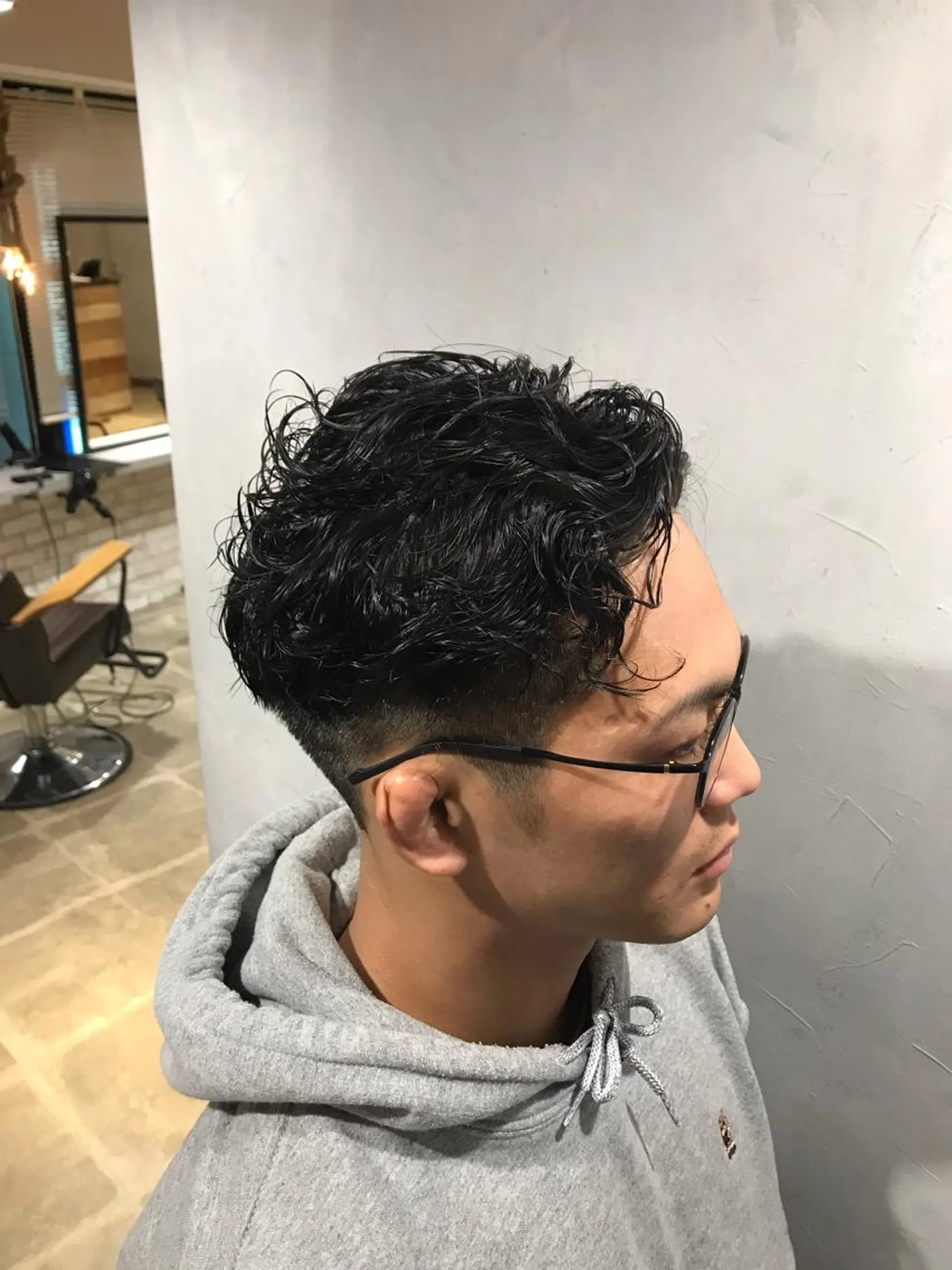 ショート パーマ カット パーマ トリートメント 江畑 匠 新宿三丁目 徒歩30秒⭐️のヘアスタイル