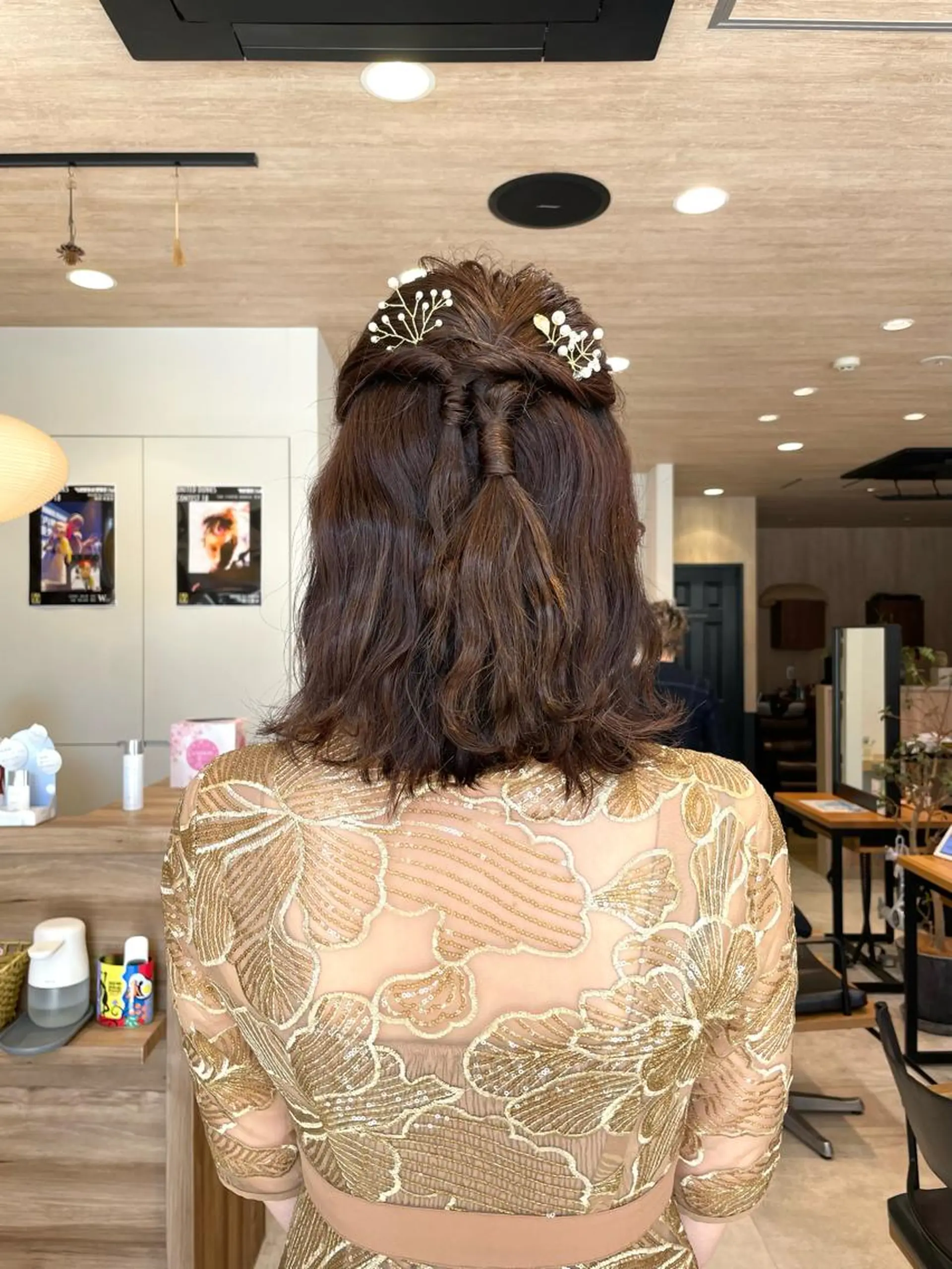 ヘアアレンジ ヘアセット うる艶レイヤーカット hinakoのヘアスタイル