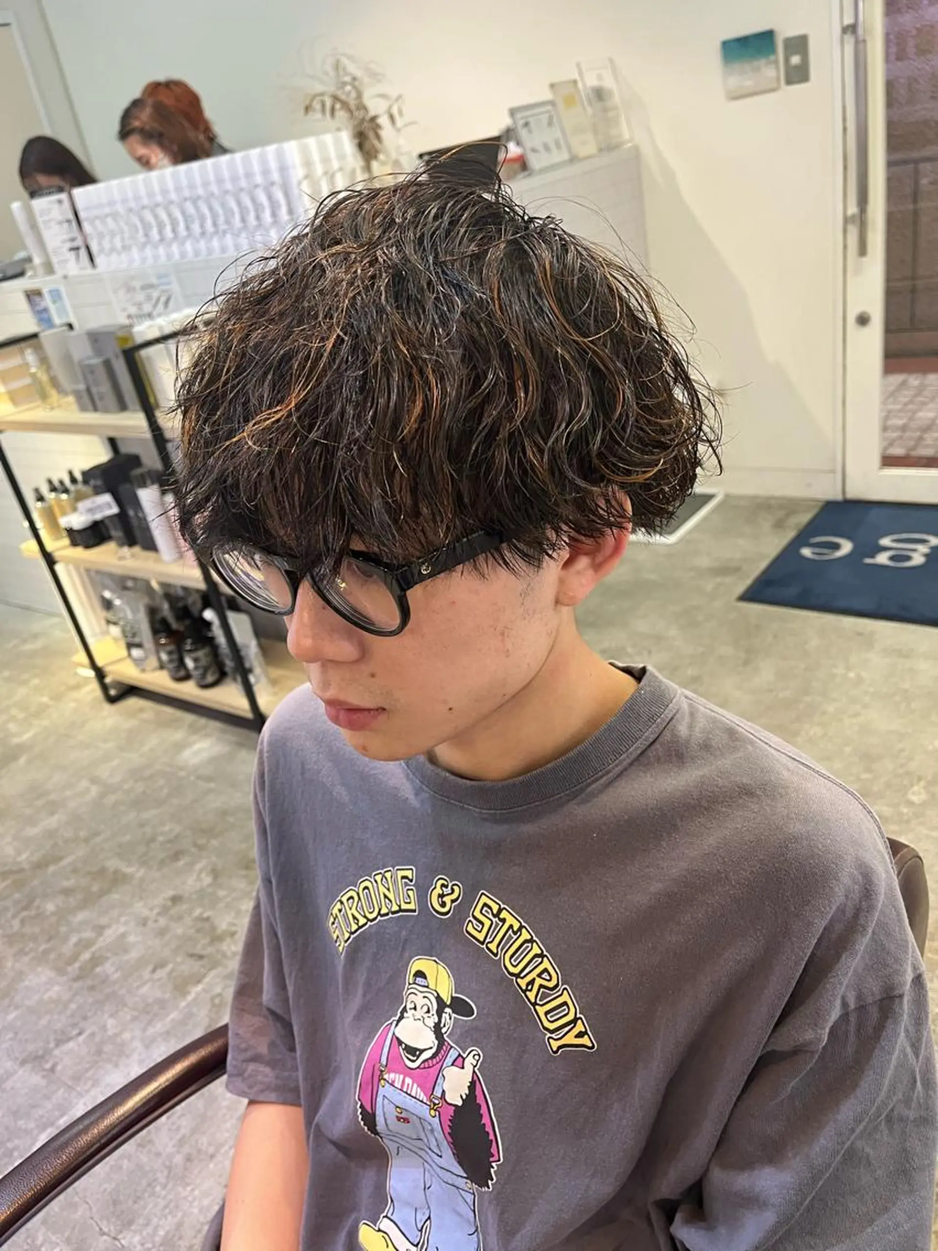 ショート パーマ メンズ 🥇メンズパーマ /縮毛矯正/木村神心のヘアスタイル