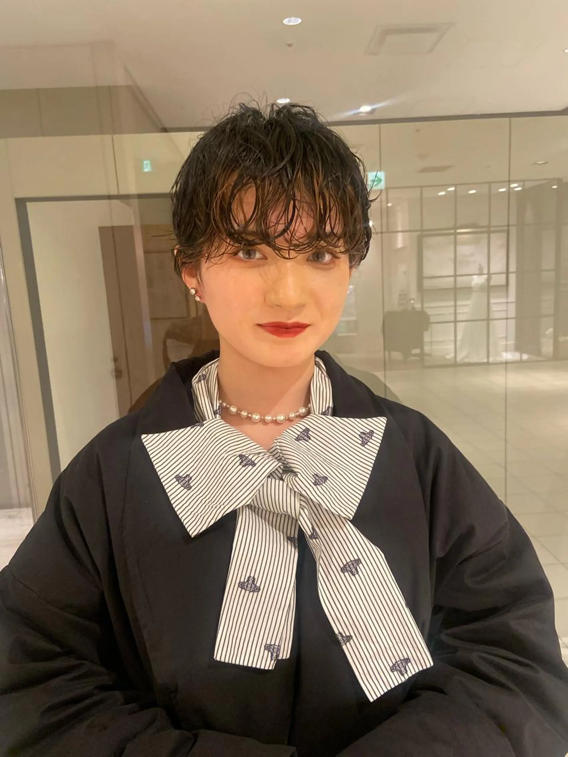 ショート カラー パーマ 松村 澪里のヘアスタイル