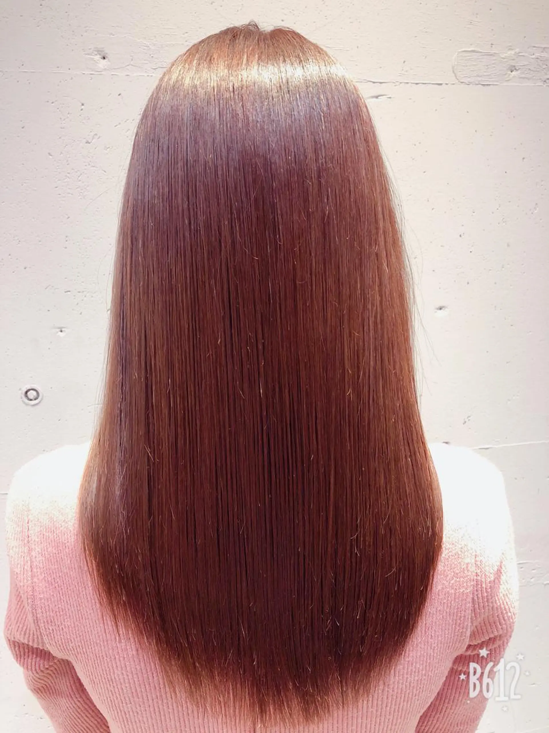 ロング kawamoto akaneのヘアスタイル