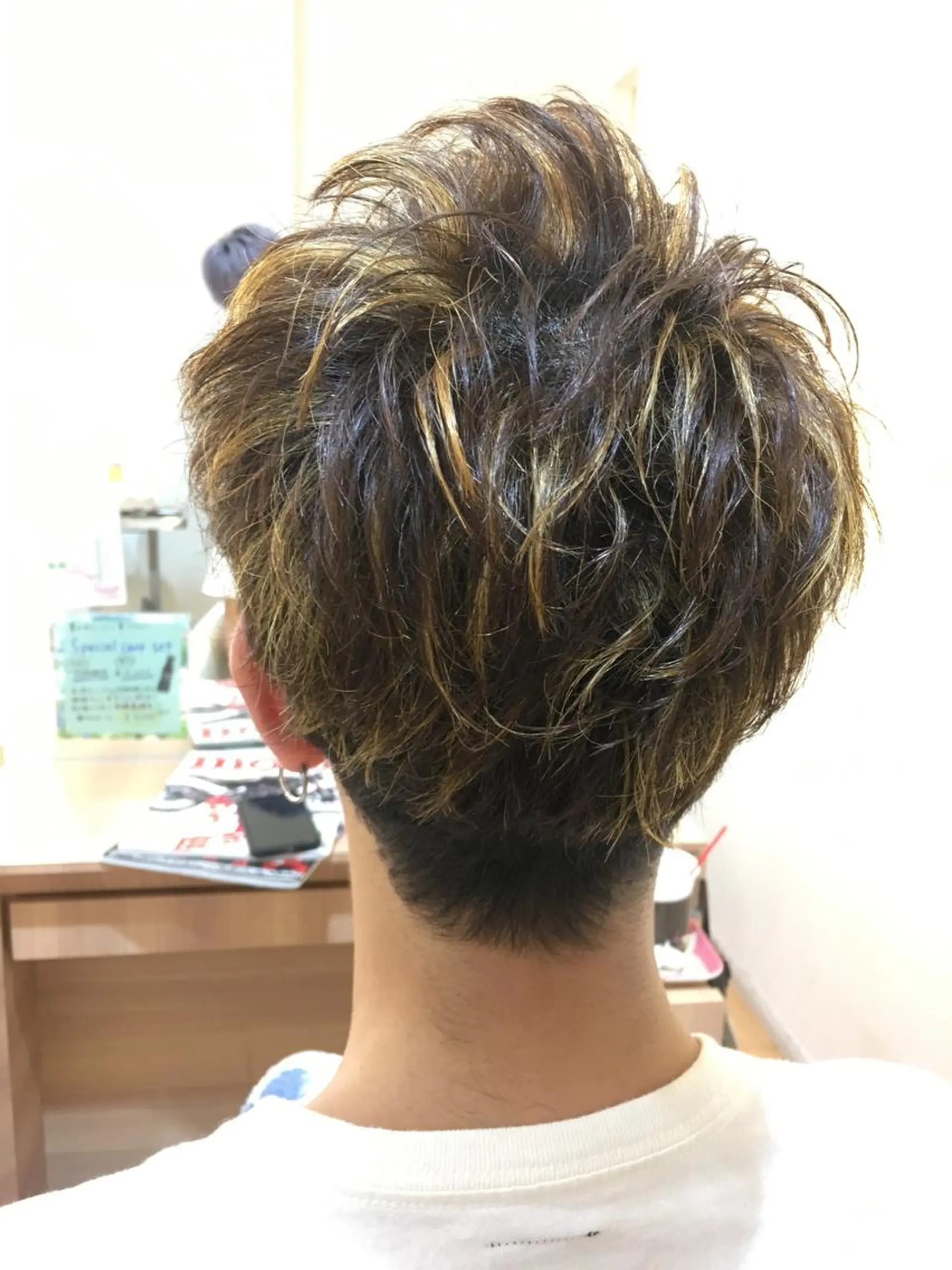 ショート カラー メンズ メンズカット 三村洸斗のヘアスタイル