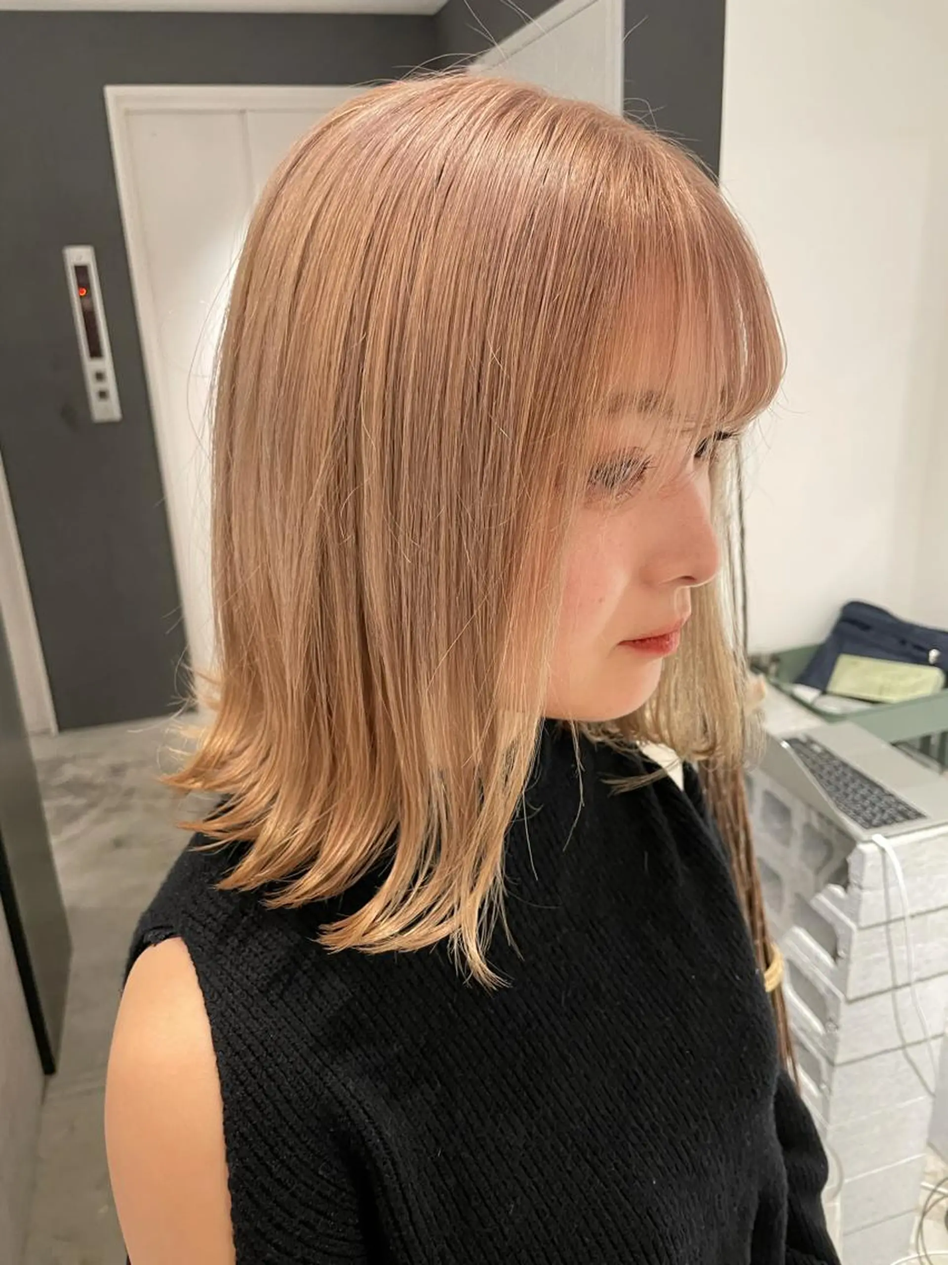 ミディアム カラー パーマ ヘアアレンジ メンズ キッズ メンズバレイヤージュ メンズブリーチ フェードカット メンズハイライト メンズインナーカラー メンズ特化 しゅうへいのヘアスタイル