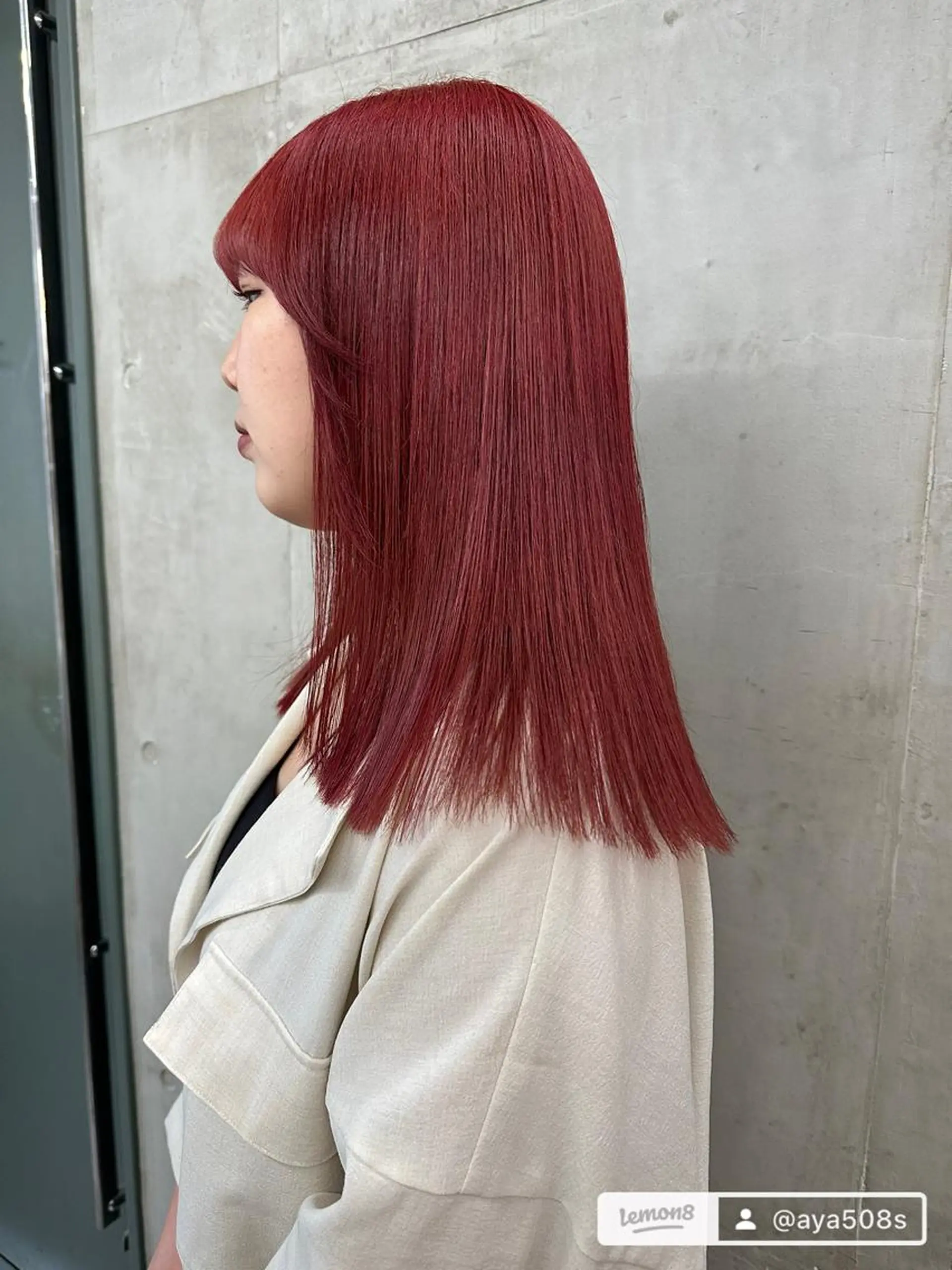 セミロング カラー SALTWATER AYARIのヘアスタイル