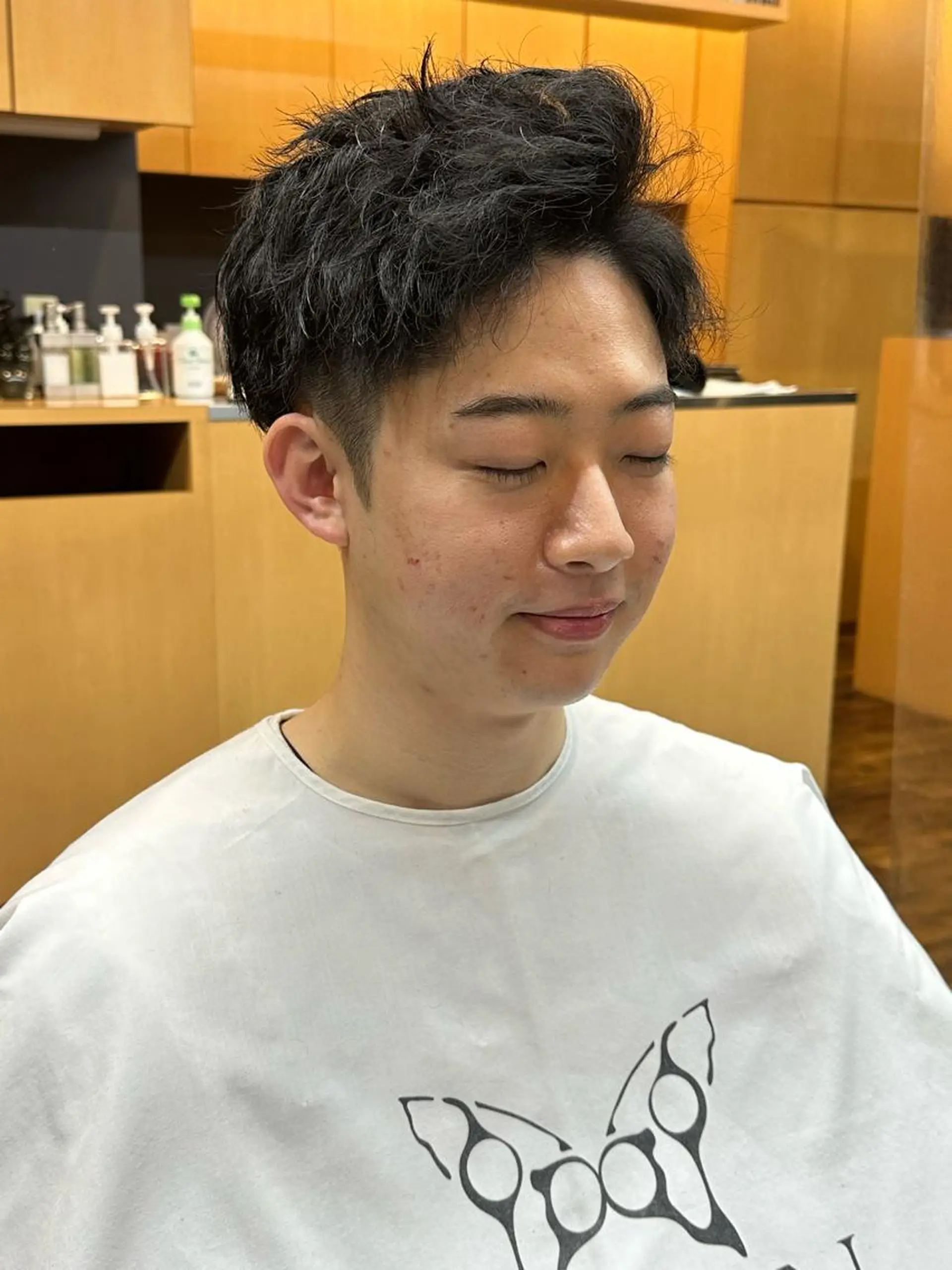 ミディアム パーマ 刈り上げの あおきさんのヘアスタイル