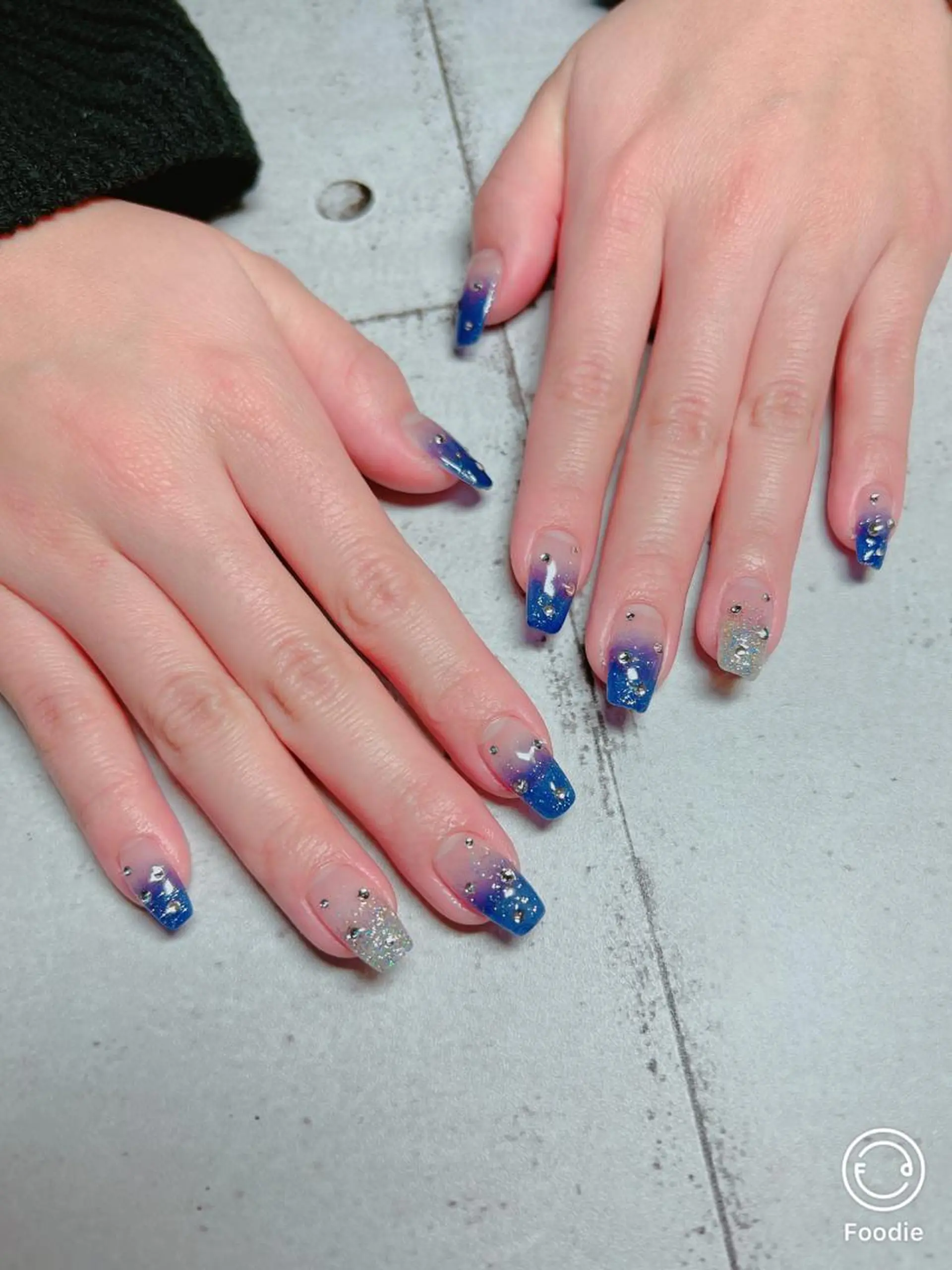 ネイル ブルー クリアネイル フラッシュネイル グラデーション ラメ(グリッター) ハンドネイル たきぐち みちこのネイルデザイン