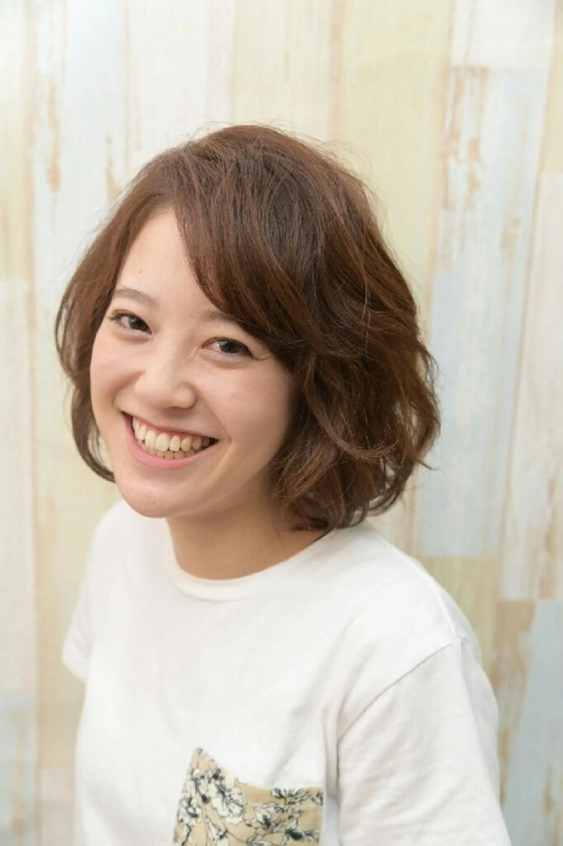 ショート ミディアム カラー パーマ 野々山 直貴のヘアスタイル