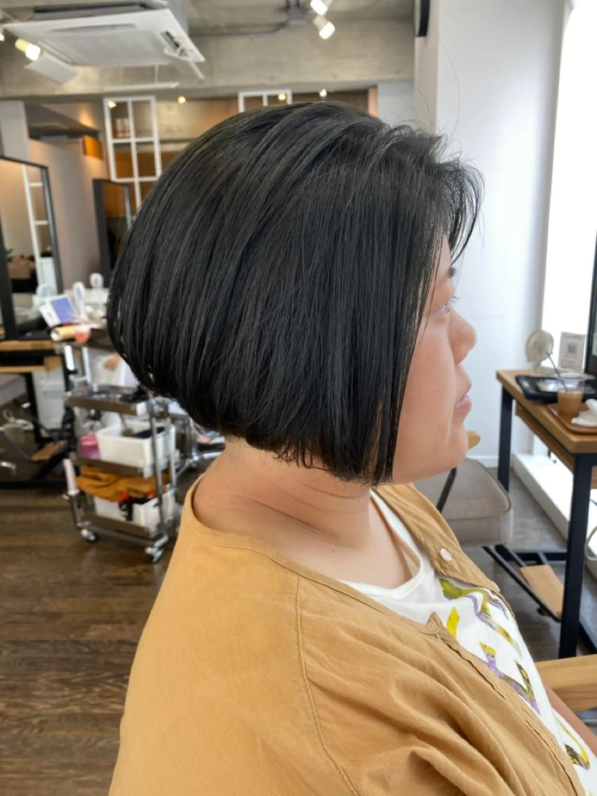 ショート カラー ヘアアレンジ ボブ ナカジマ ボブ/レイヤーのヘアスタイル