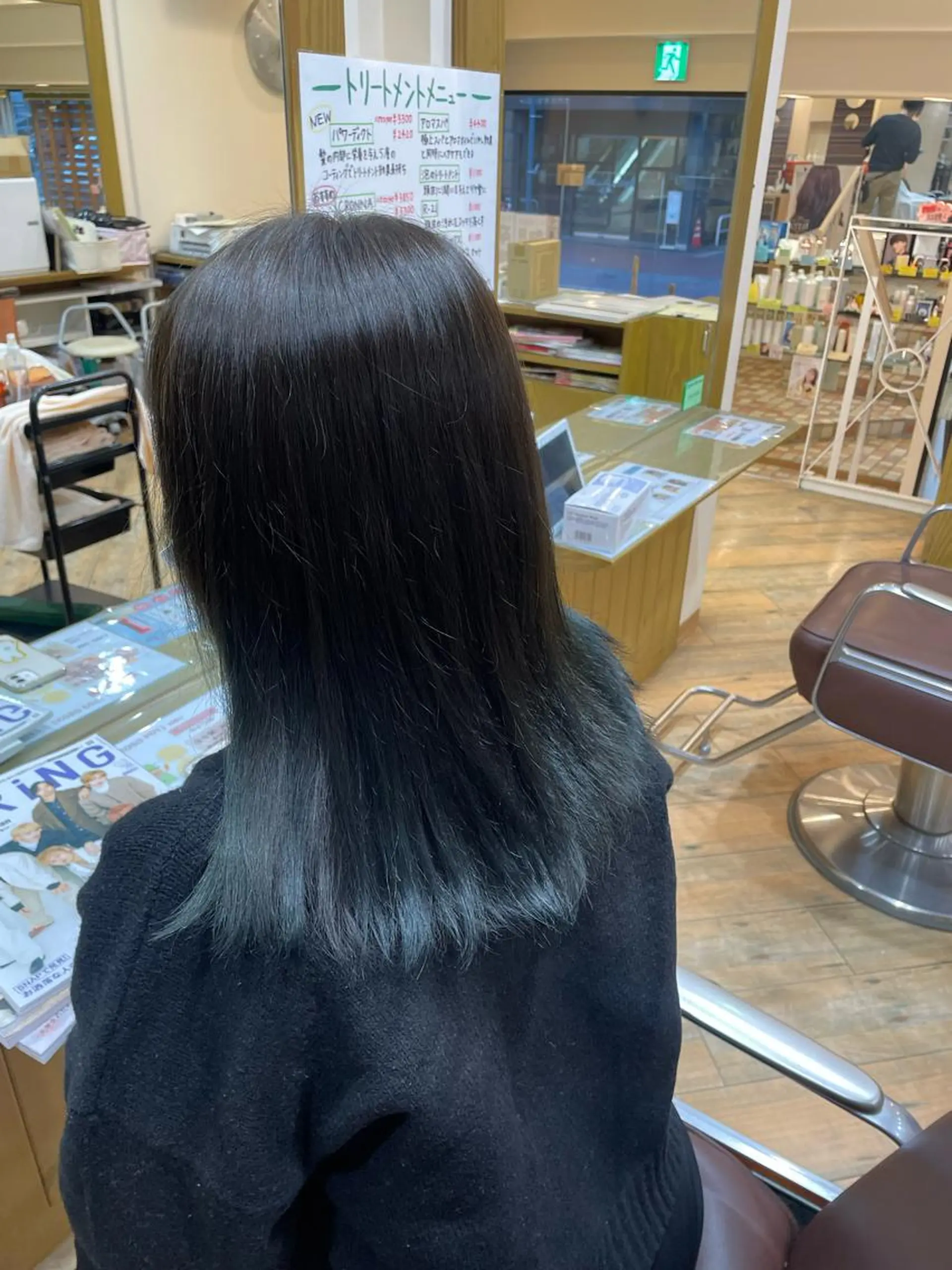 ミディアム ショートボブカット /堀内波玲のヘアスタイル