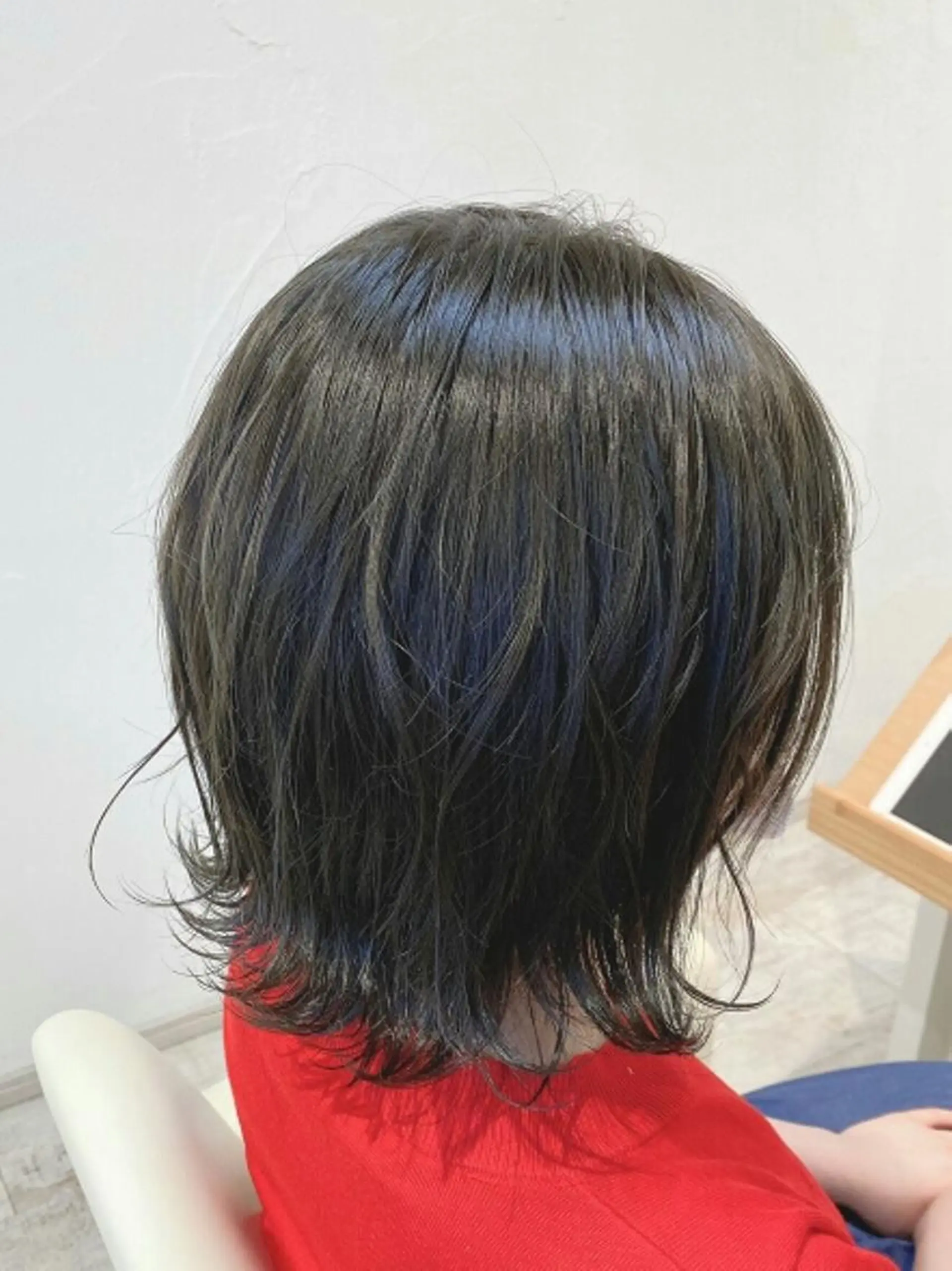 カラー ブルーカラー ブルーグレー 酸性ストレート/ブリ ーチなしWカラー河本のヘアスタイル