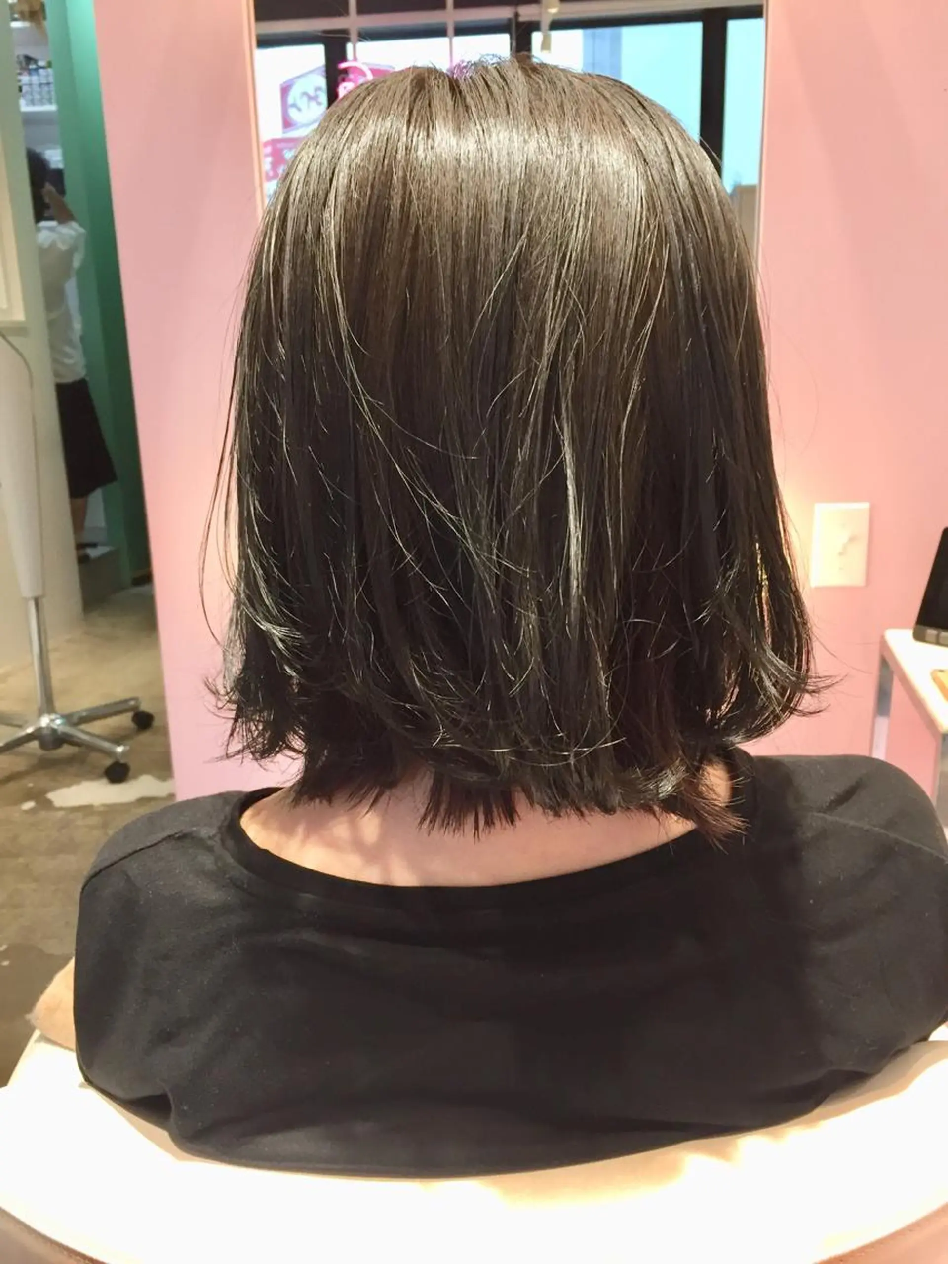 ショート ヘアカラー トリートメント 所渉/韓国レイヤー /ウルフカットのヘアスタイル