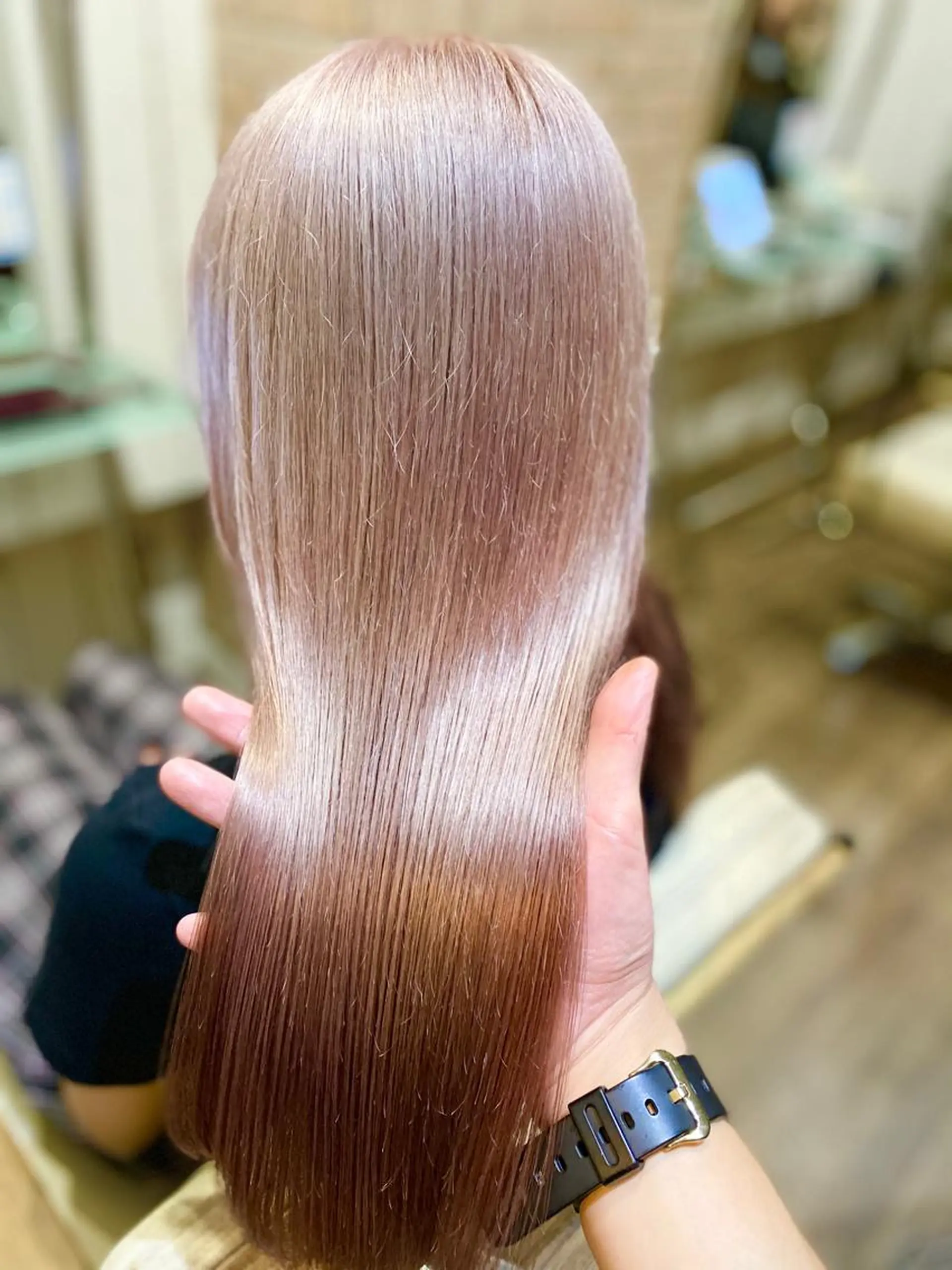 ロング カラー パーマ ヘアアレンジ アッシュ バレイヤージュ ベージュカラー ブリーチ 透明感カラー 👑指名率No.1 👑坂口飛翔のヘアスタイル