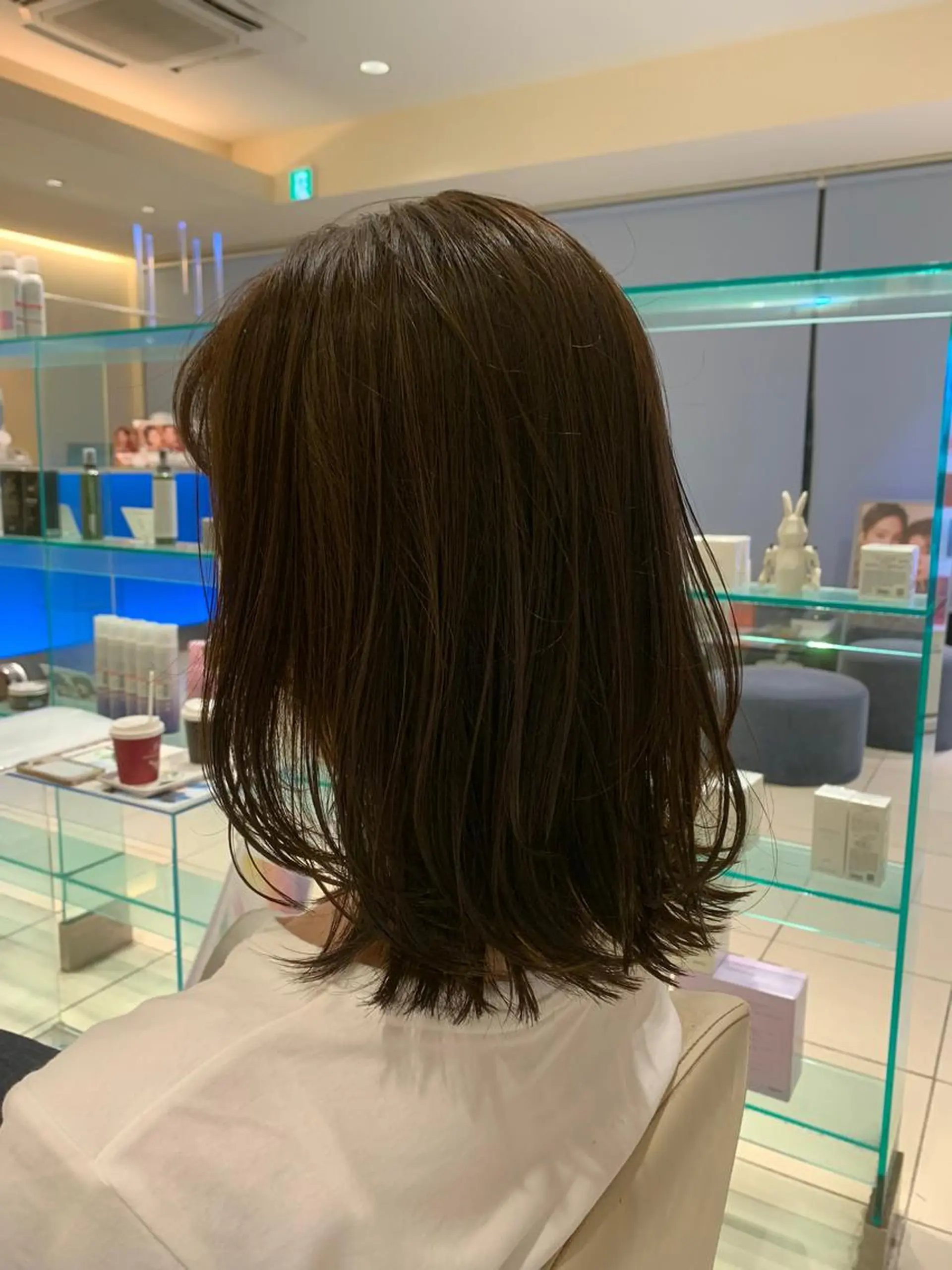 ミディアム 松下仁美 /切りっぱなしボブのヘアスタイル