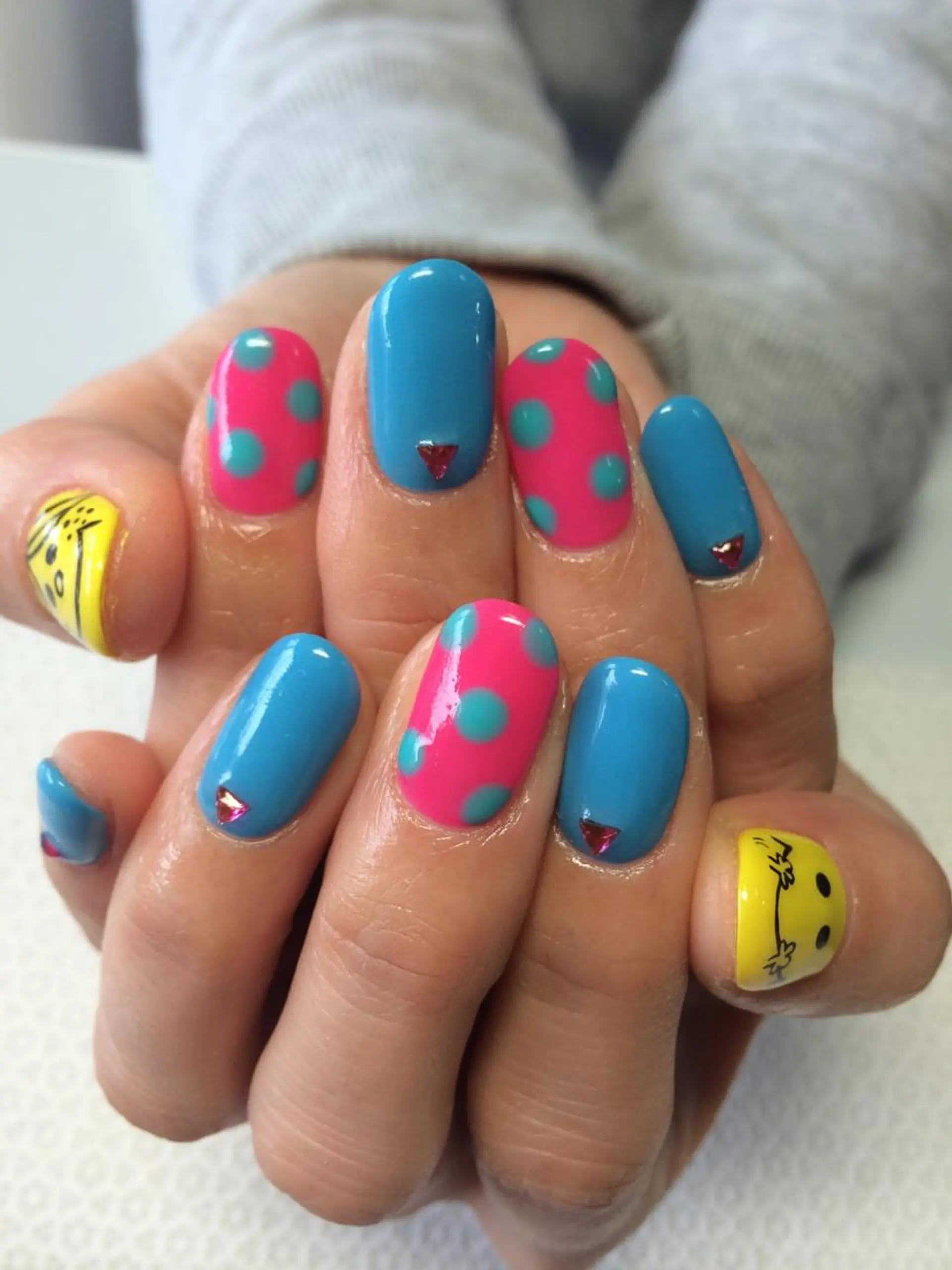 ネイル VIOLUS所属・VIOLUS 関目のネイルデザイン