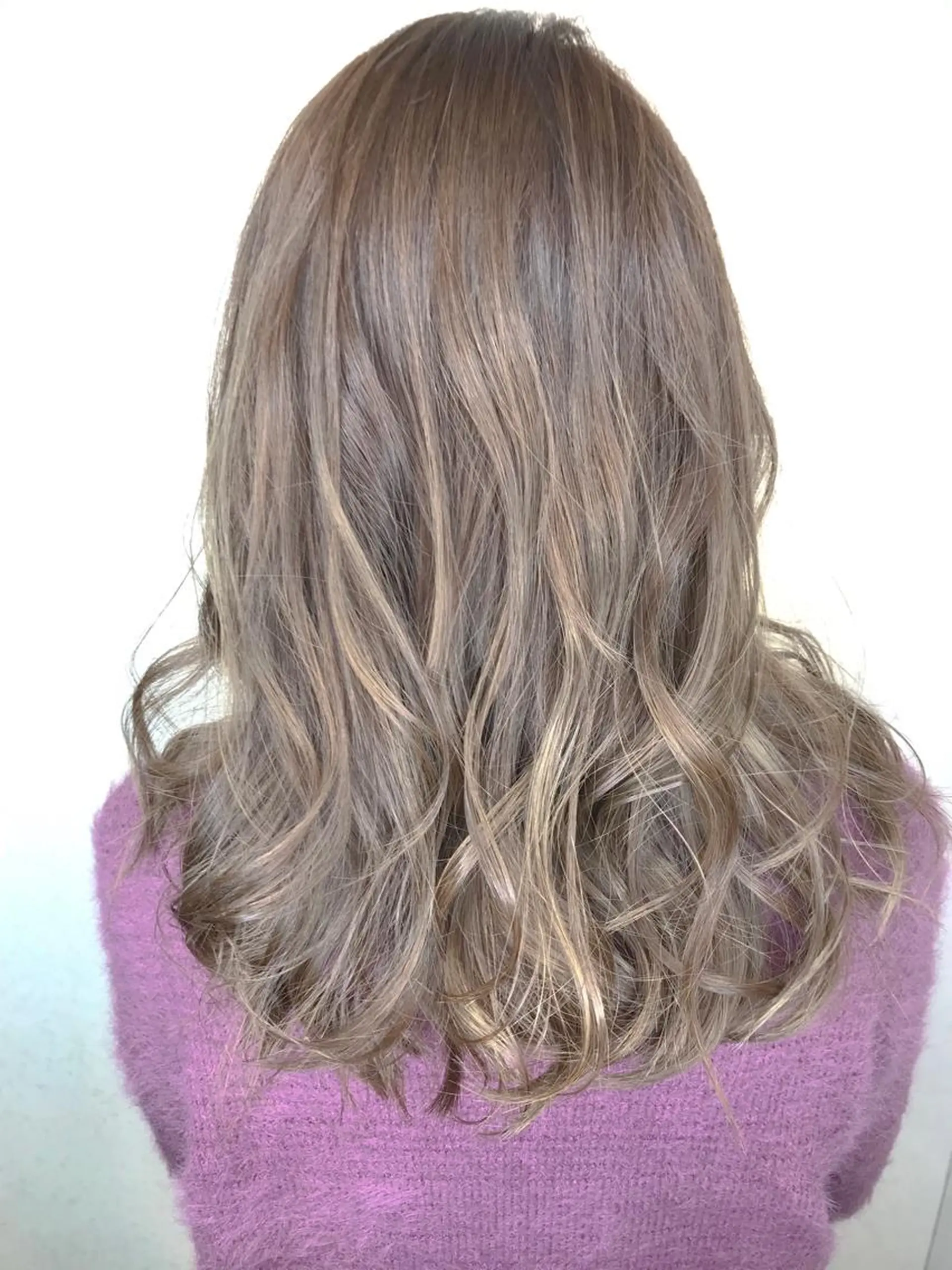 セミロング お悩み解決美容師🩷 ♠️ベテランそめやのヘアスタイル