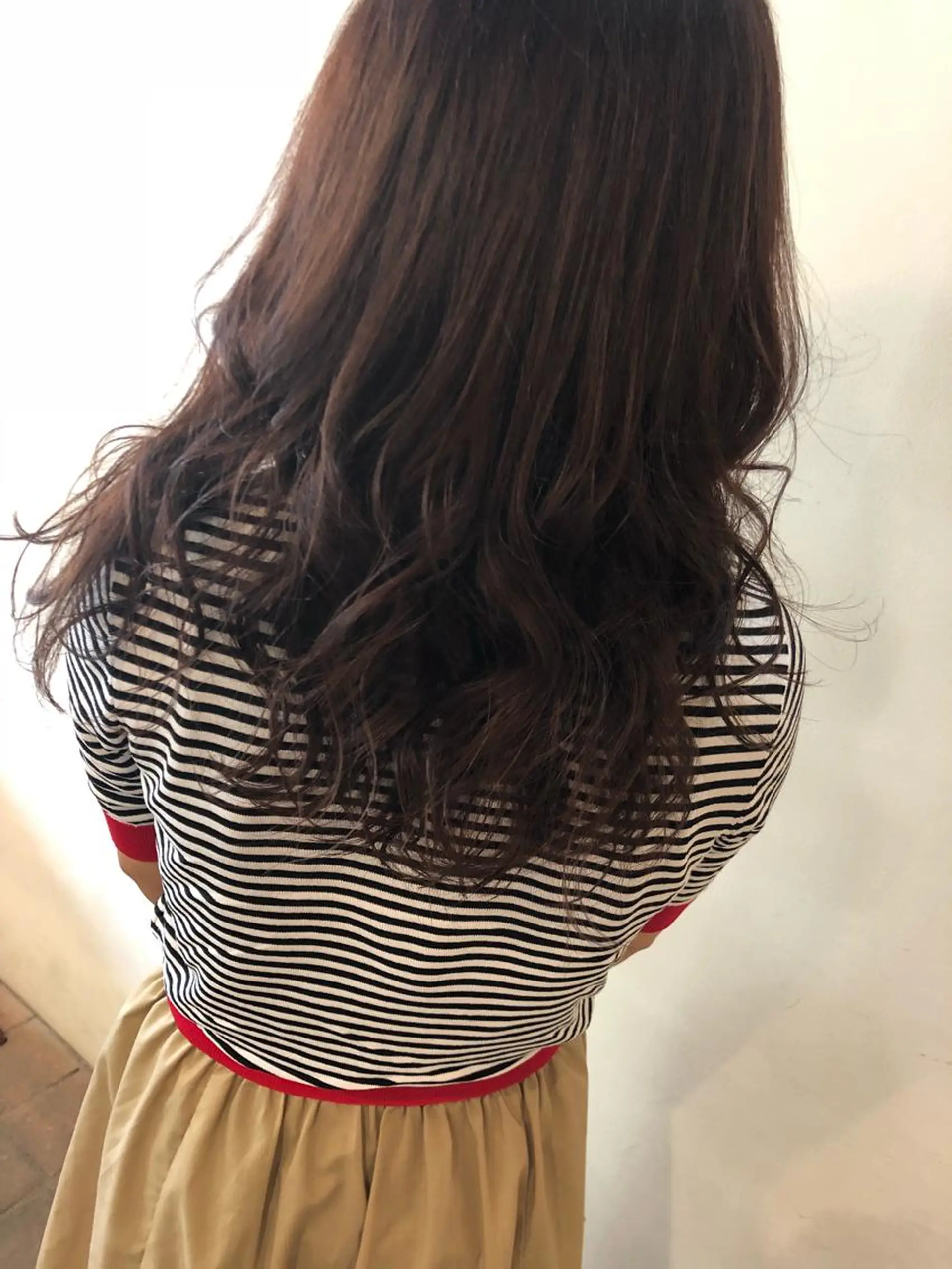 ロング カラー ブラウンカラー ピンクカラー ピンクブラウン 玉邑 美菜のヘアスタイル