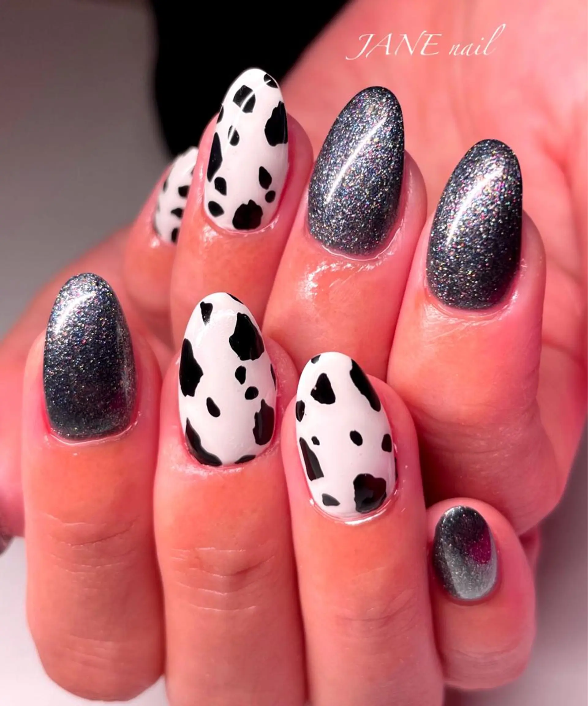 ネイル アニマル柄 オーロラネイル フットネイル ラメ(グリッター) 冬ネイル ハンドネイル Nail Salon JANEのネイルデザイン
