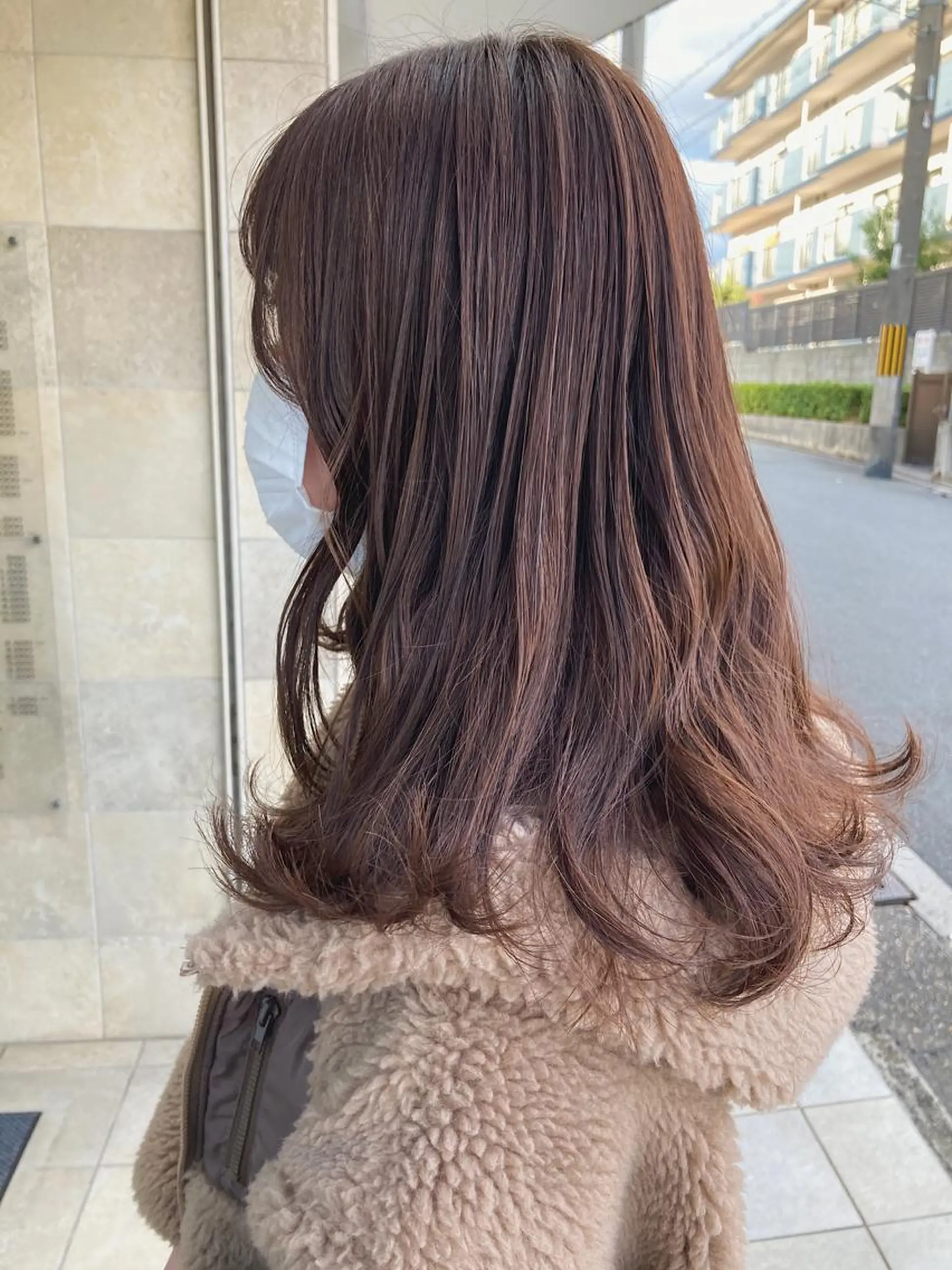 セミロング カラー グレージュ ハイトーンカラー 田中 あかねのヘアスタイル