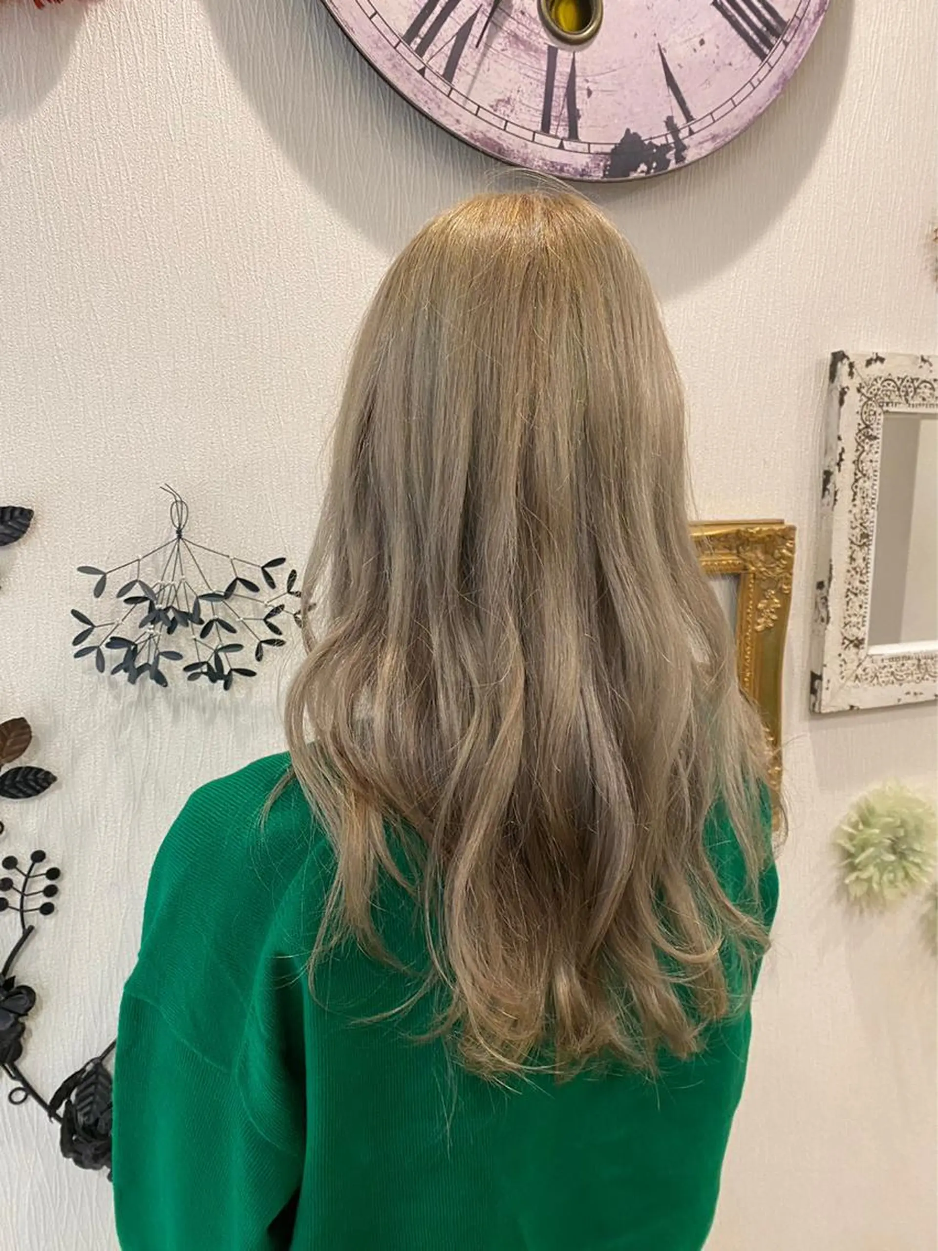 ロング カラー バレイヤージュ ブリーチ ケアブリーチ 透明感カラー デザインカラー 【史上最高】口コミ No.1/ナツキのヘアスタイル