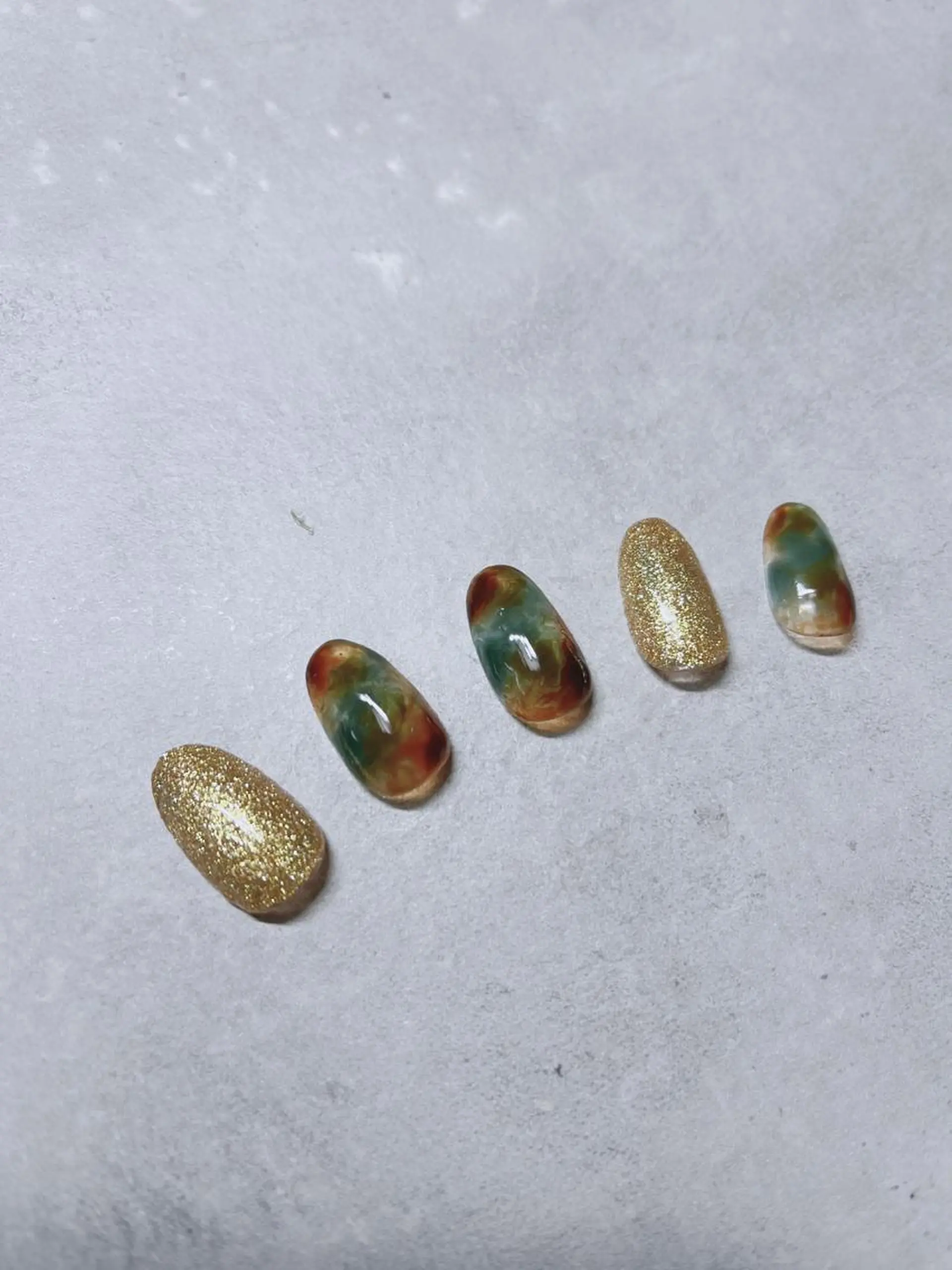 ネイル ニュアンスネイル ate eyelash 和泉府中店【まつげパーマ／ラッシ ユリフト/LED/東感バインド／眉毛】所属・もり まゆみのマツエク・マツパデザイン